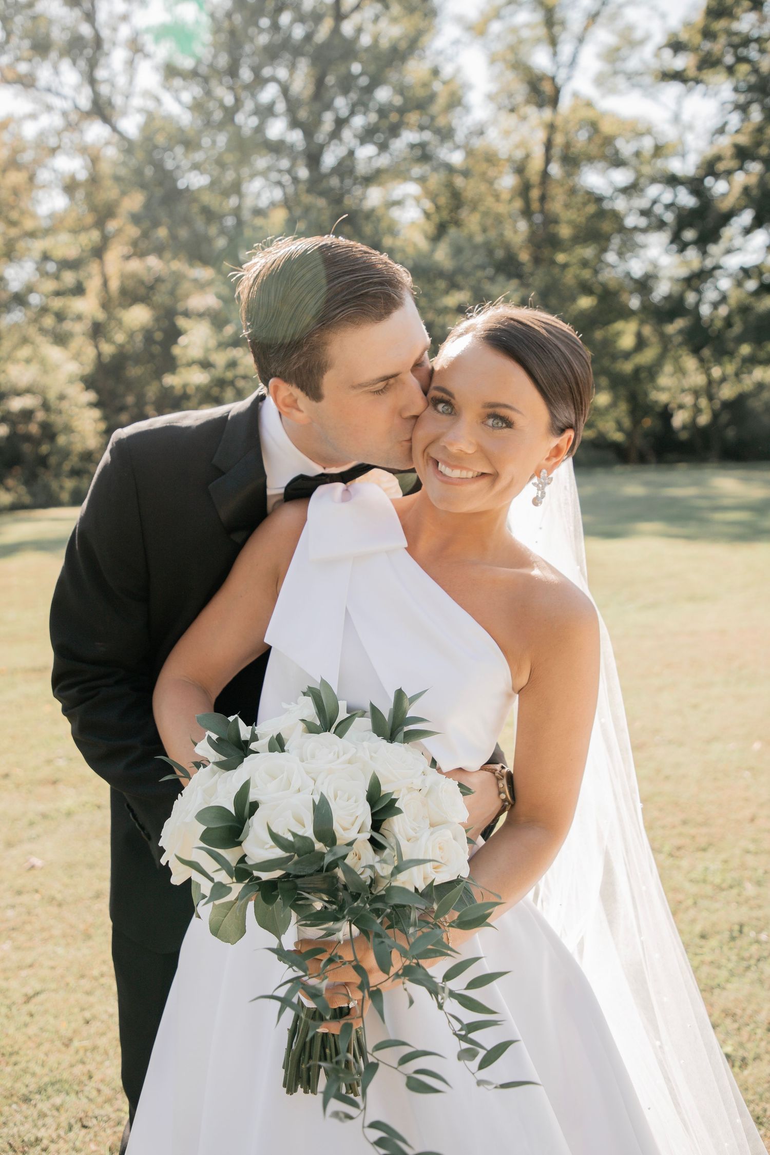The Louisville Boat Club Wedding, Louisville, Kentucky - Adeva Rae Photography