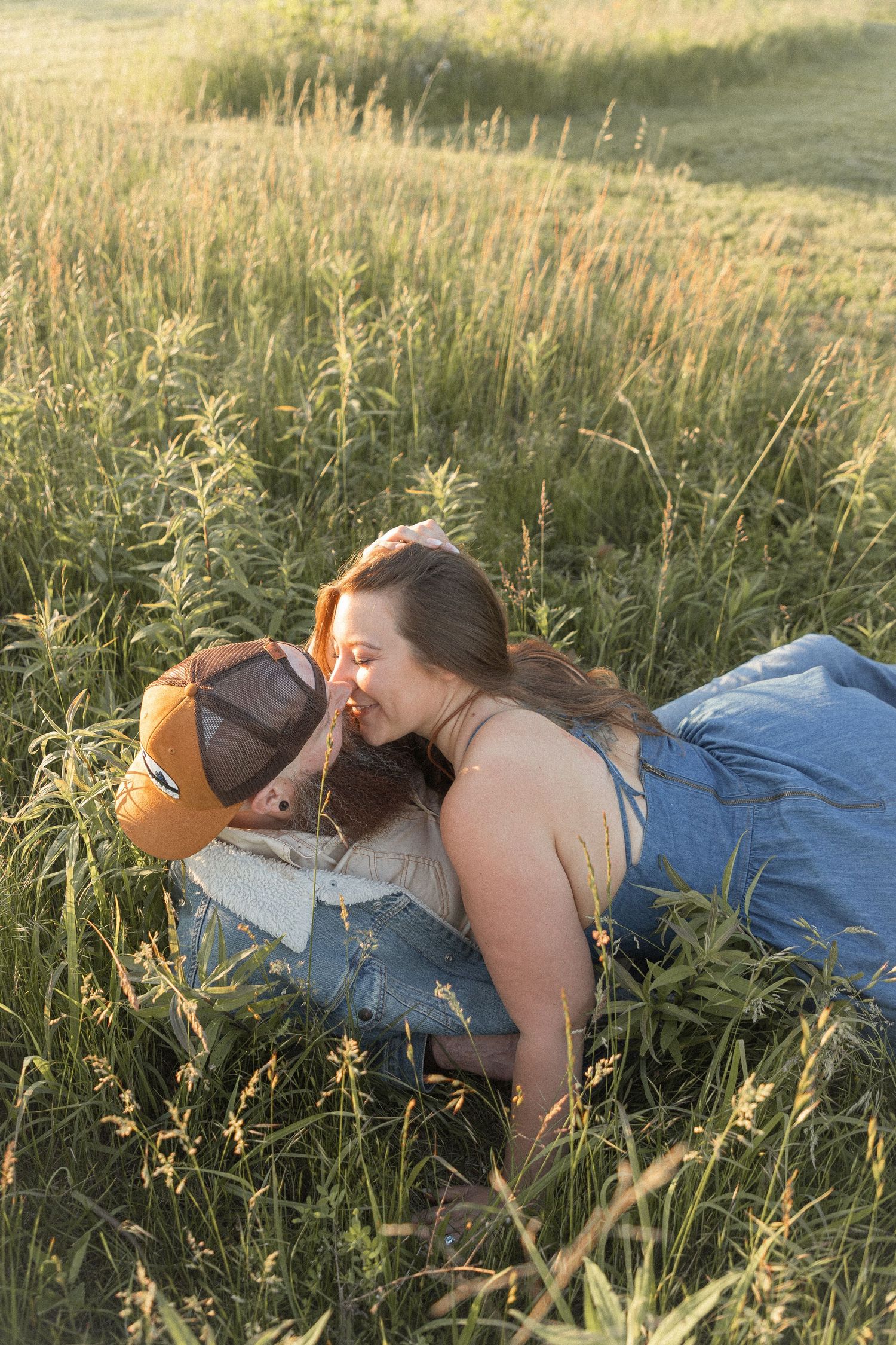 Ohio wedding photographer - Adeva Rae Photography - CoupleOhio wedding photographer - Adeva Rae Photog in field with hills - western attire.
