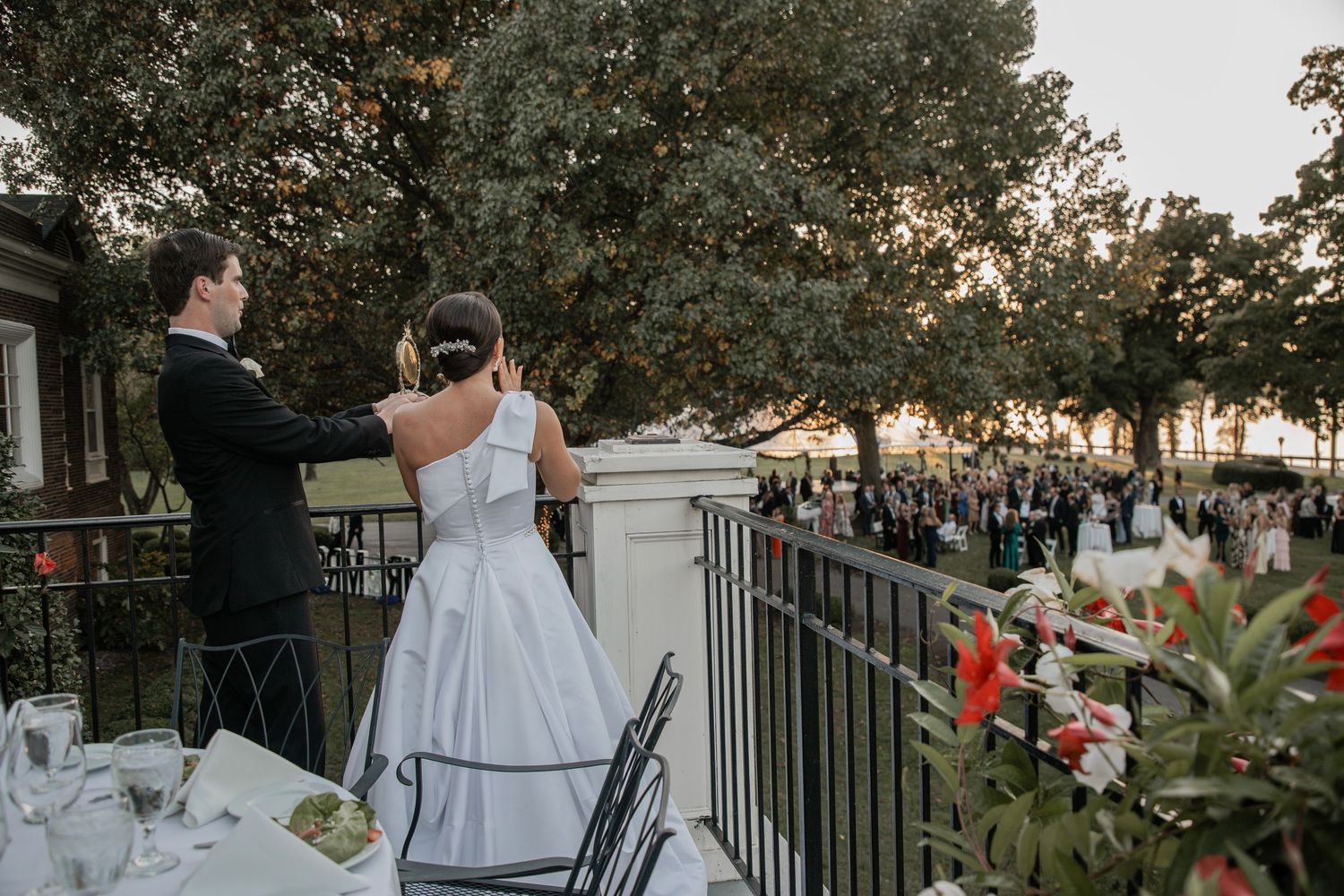 The Louisville Boat Club Wedding, Louisville, Kentucky - Adeva Rae Photography