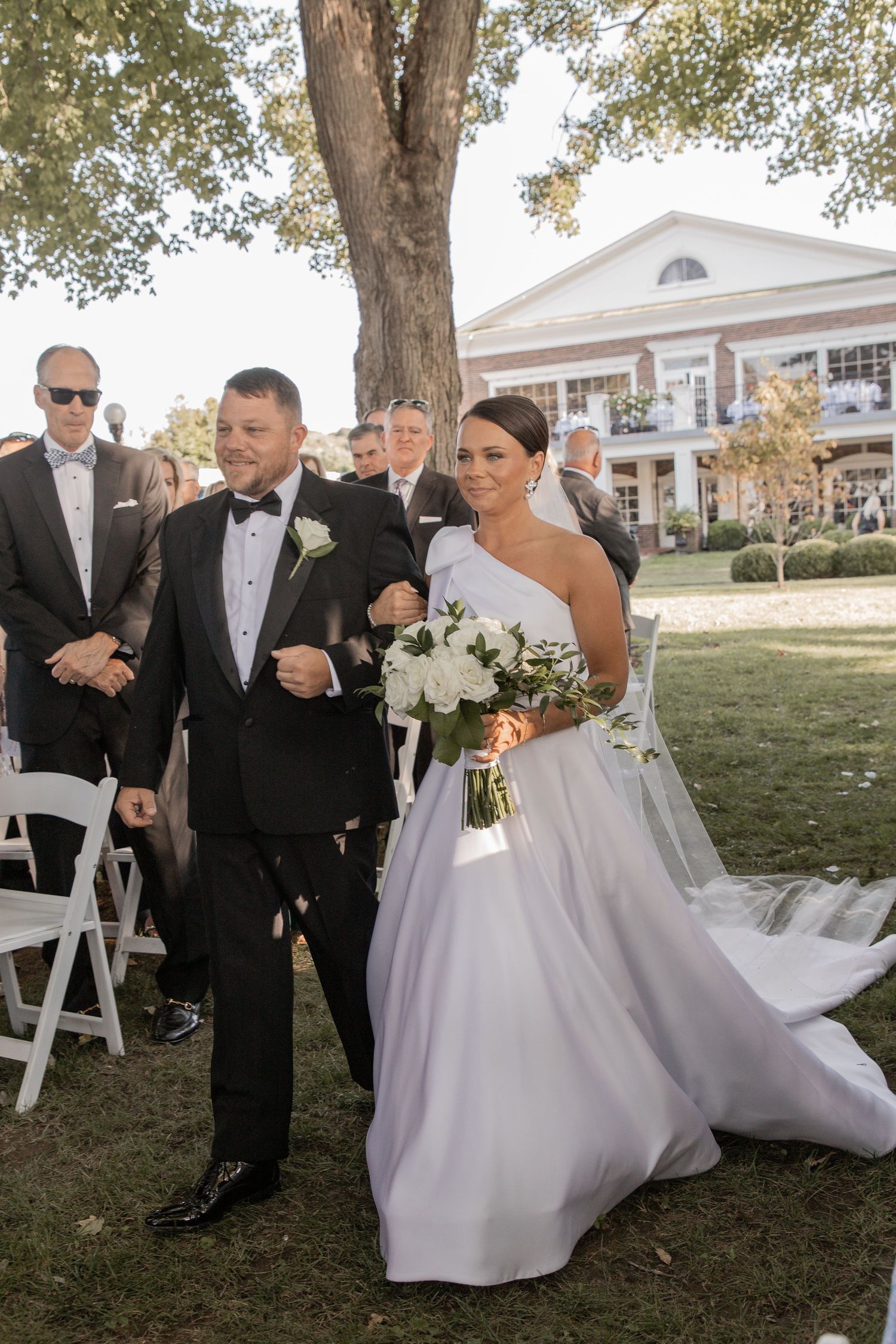 The Louisville Boat Club Wedding, Louisville, Kentucky - Adeva Rae Photography