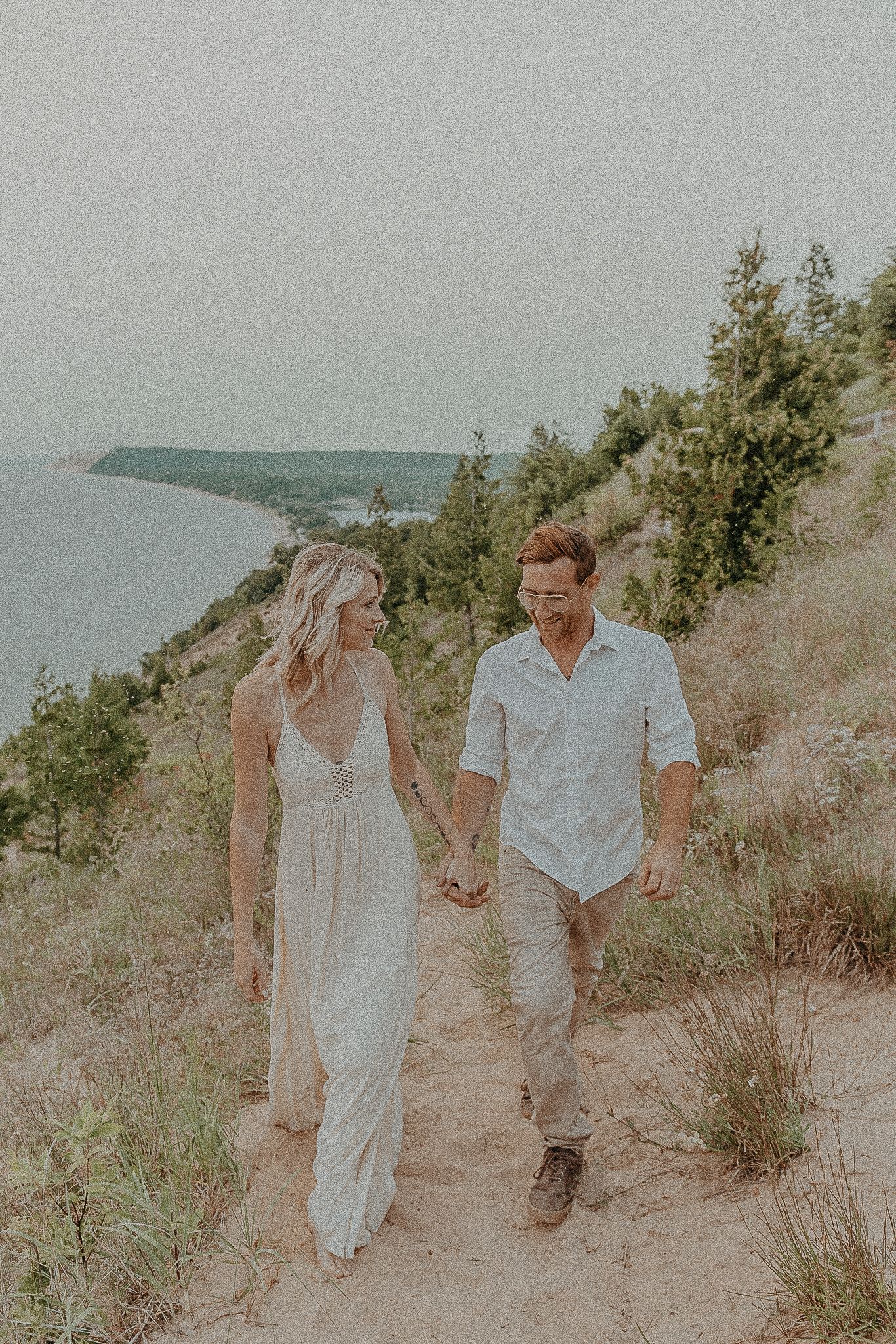 Empire Bluff Trail Engagement Session / Adeva Rae Photography / Ohio Wedding Photographer