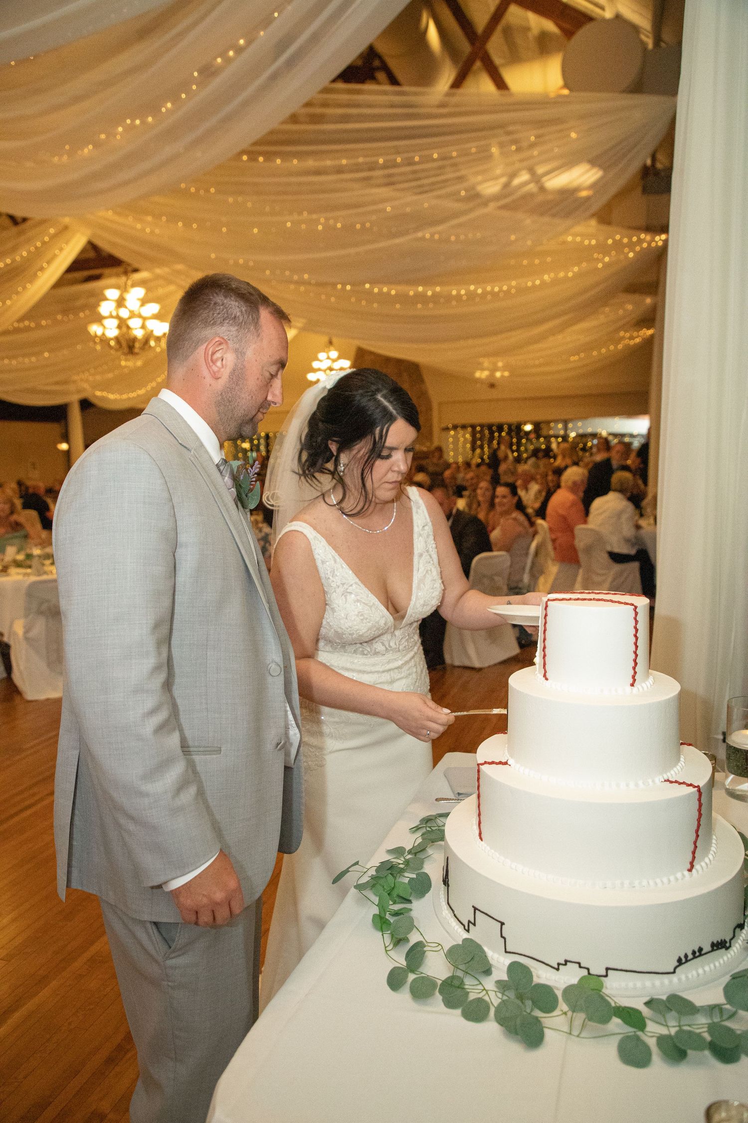 Cleveland, Ohio Wedding, Springvale Ballroom. Adeva Rae Photography
