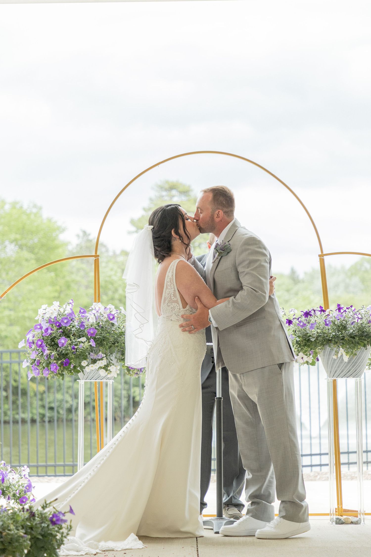 Cleveland, Ohio Wedding, Springvale Ballroom. Adeva Rae Photography