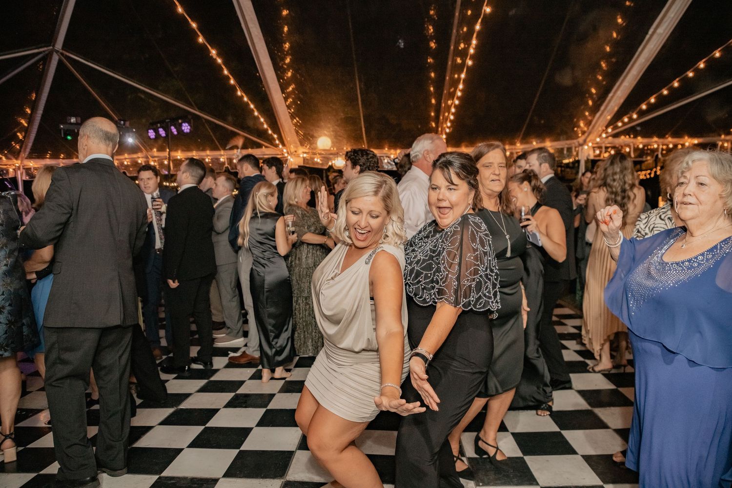 The Louisville Boat Club Wedding, Louisville, Kentucky - Adeva Rae Photography