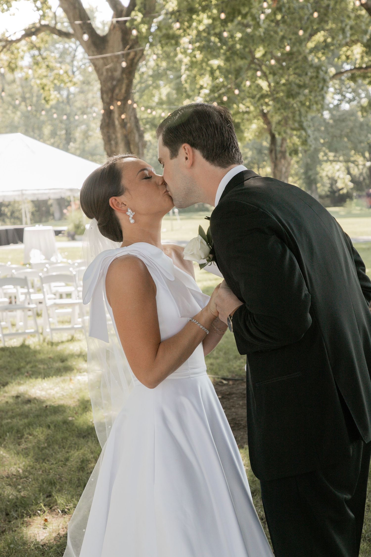 The Louisville Boat Club Wedding, Louisville, Kentucky - Adeva Rae Photography
