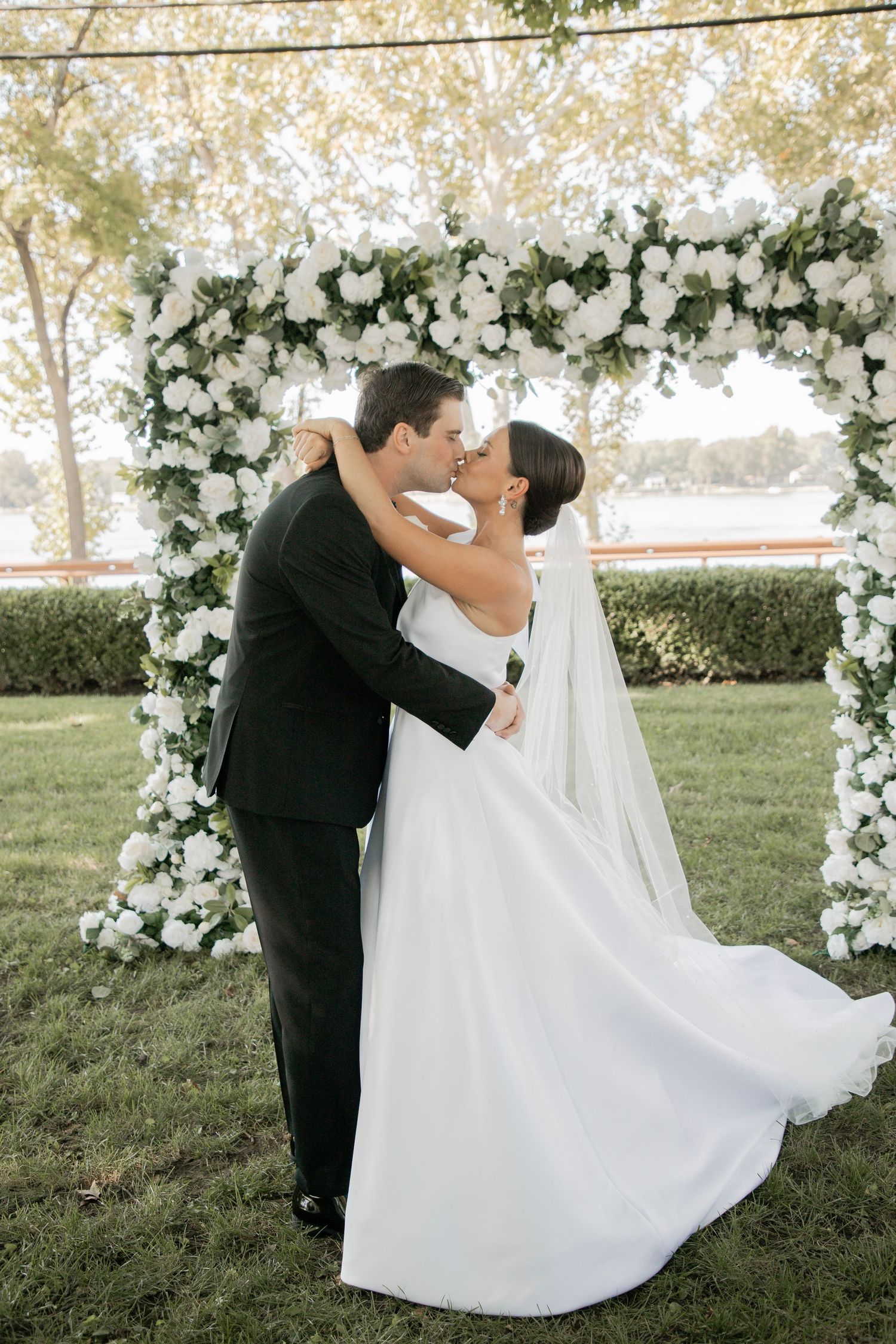 The Louisville Boat Club Wedding, Louisville, Kentucky - Adeva Rae Photography