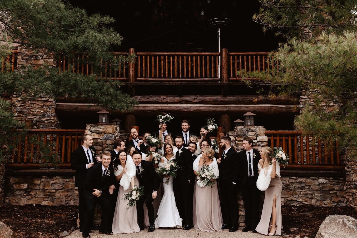 wilderness ridge wedding lincoln ne, winter wedding reception lincoln nebraska, lincoln ne wedding photographers, bridal party