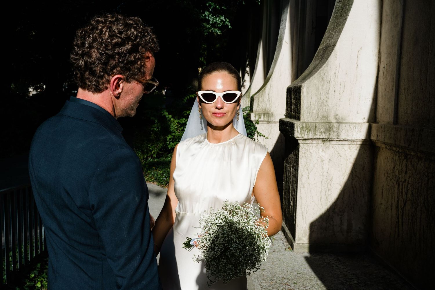 Cool bride with sunglasses