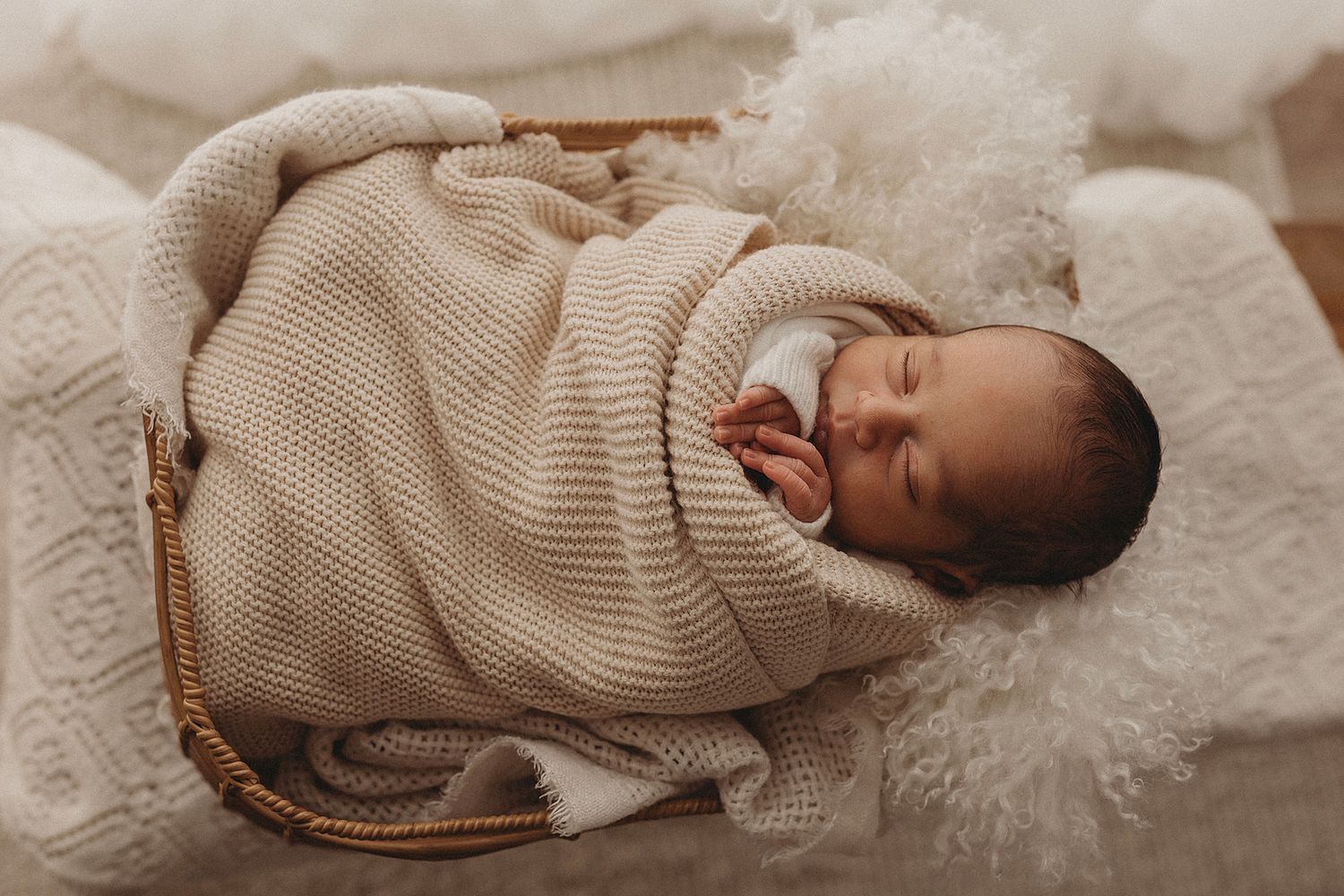 newborn photography newborn photoshoot geelong photographer studio baby sleeping in cream knit blanket