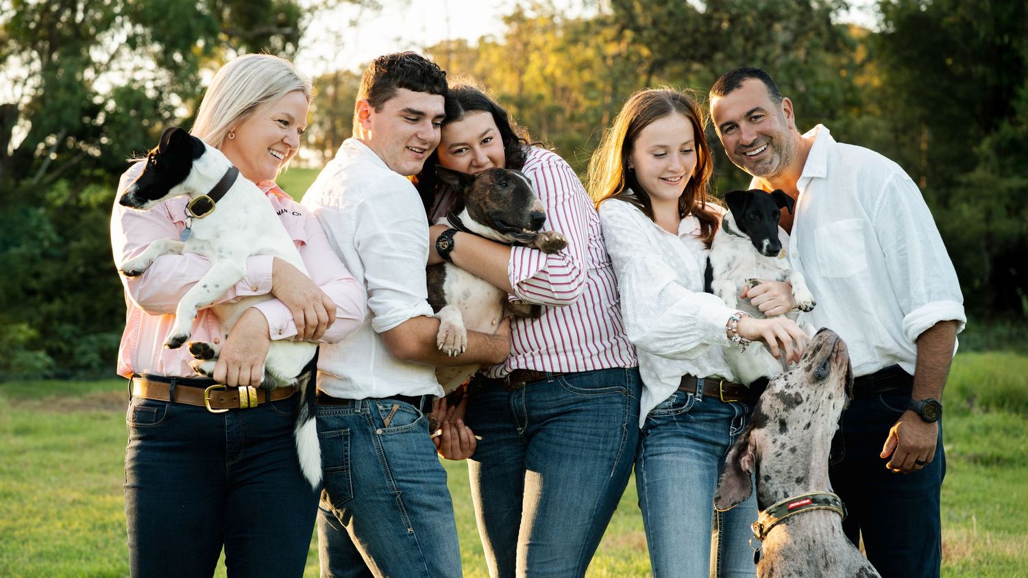 family photoshoot in Sydney with dogs and animals