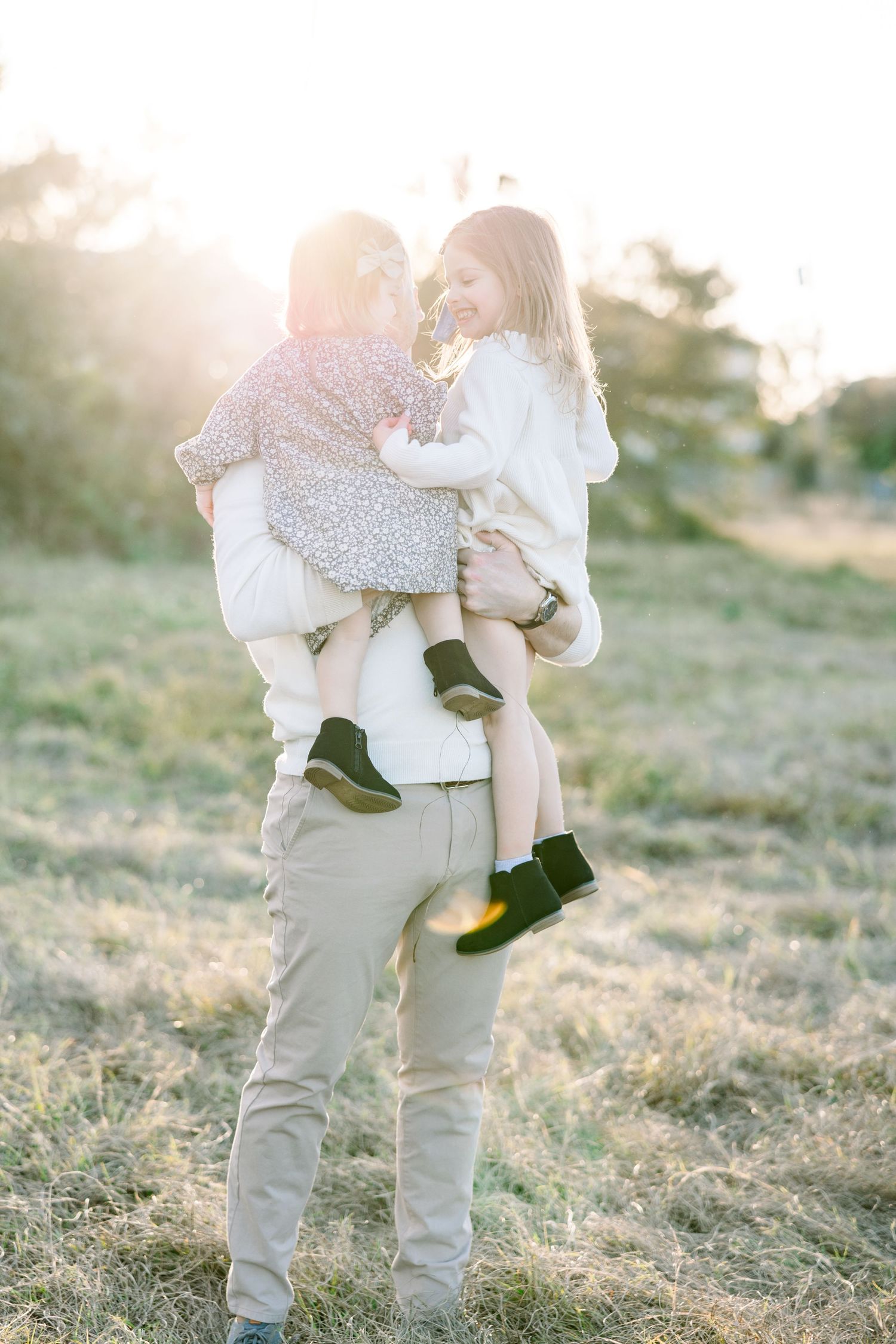 Tampa Family Photographer Tampa Newborn Photographer Tampa Maternity Photographer Heather Walker Photography Outdoor Florida family session
