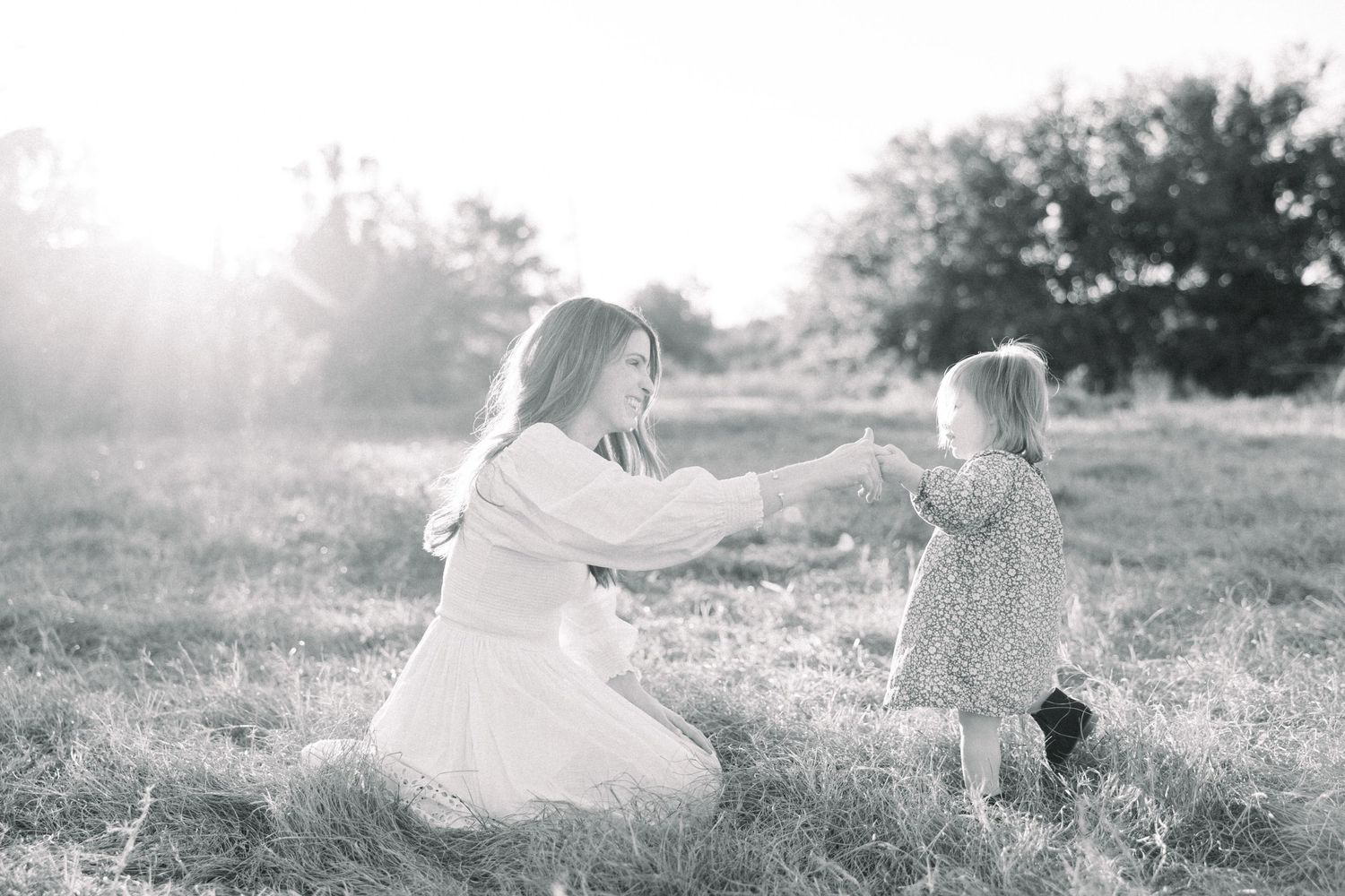 Tampa Family Photographer Tampa Newborn Photographer Tampa Maternity Photographer Heather Walker Photography Outdoor Florida family session