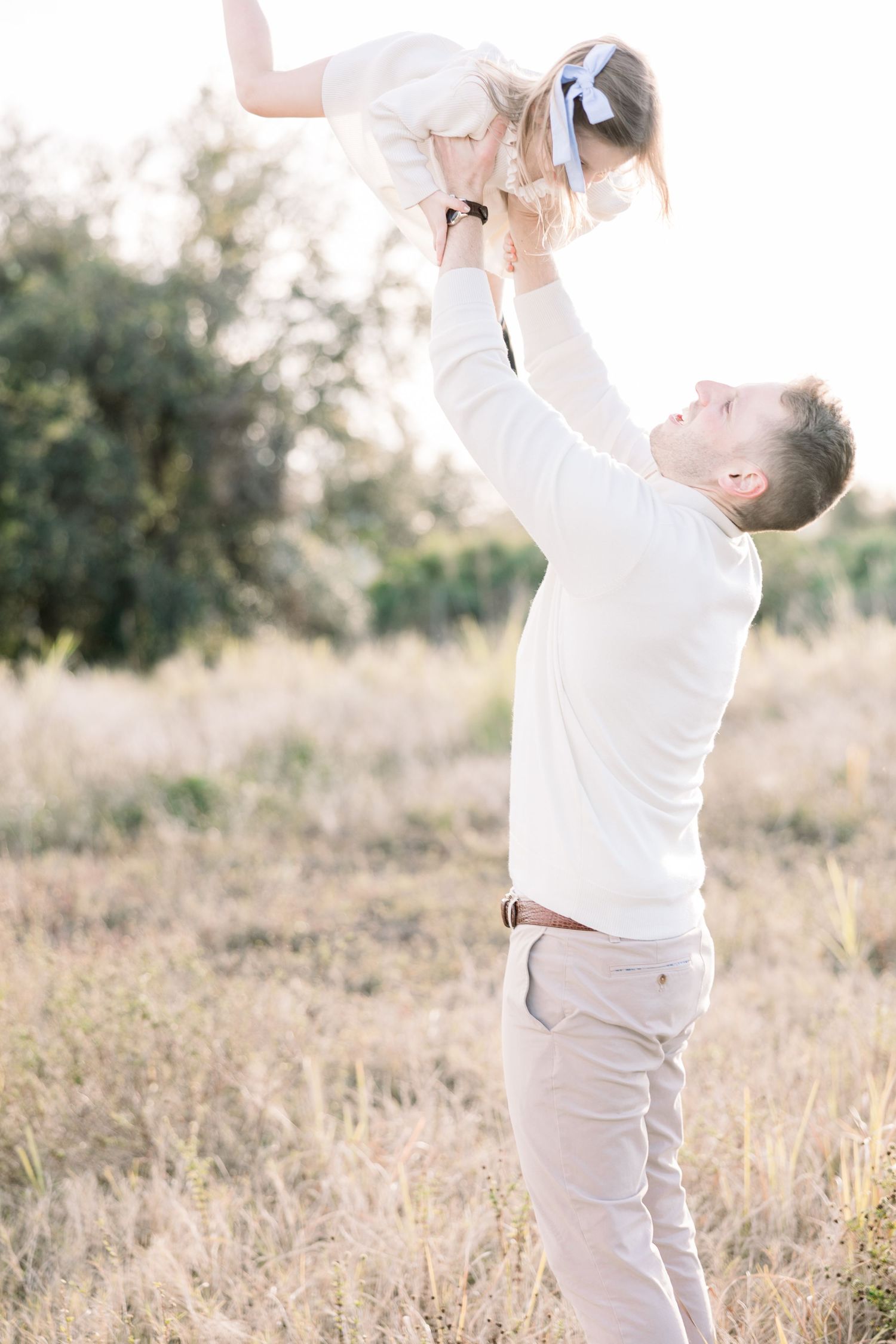 Tampa Family Photographer Tampa Newborn Photographer Tampa Maternity Photographer Heather Walker Photography Outdoor Florida family session