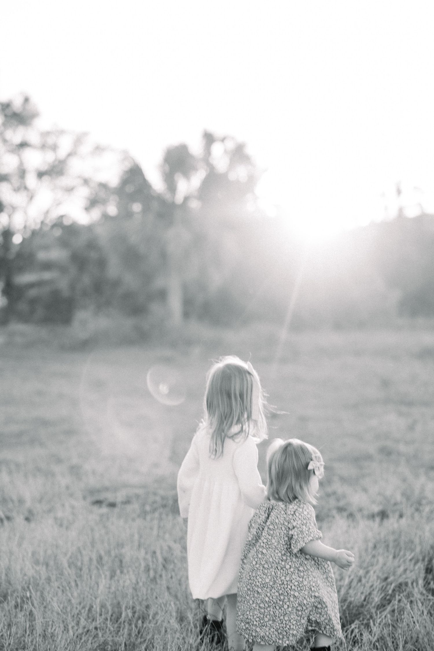 Tampa Family Photographer Tampa Newborn Photographer Tampa Maternity Photographer Heather Walker Photography Outdoor Florida family session