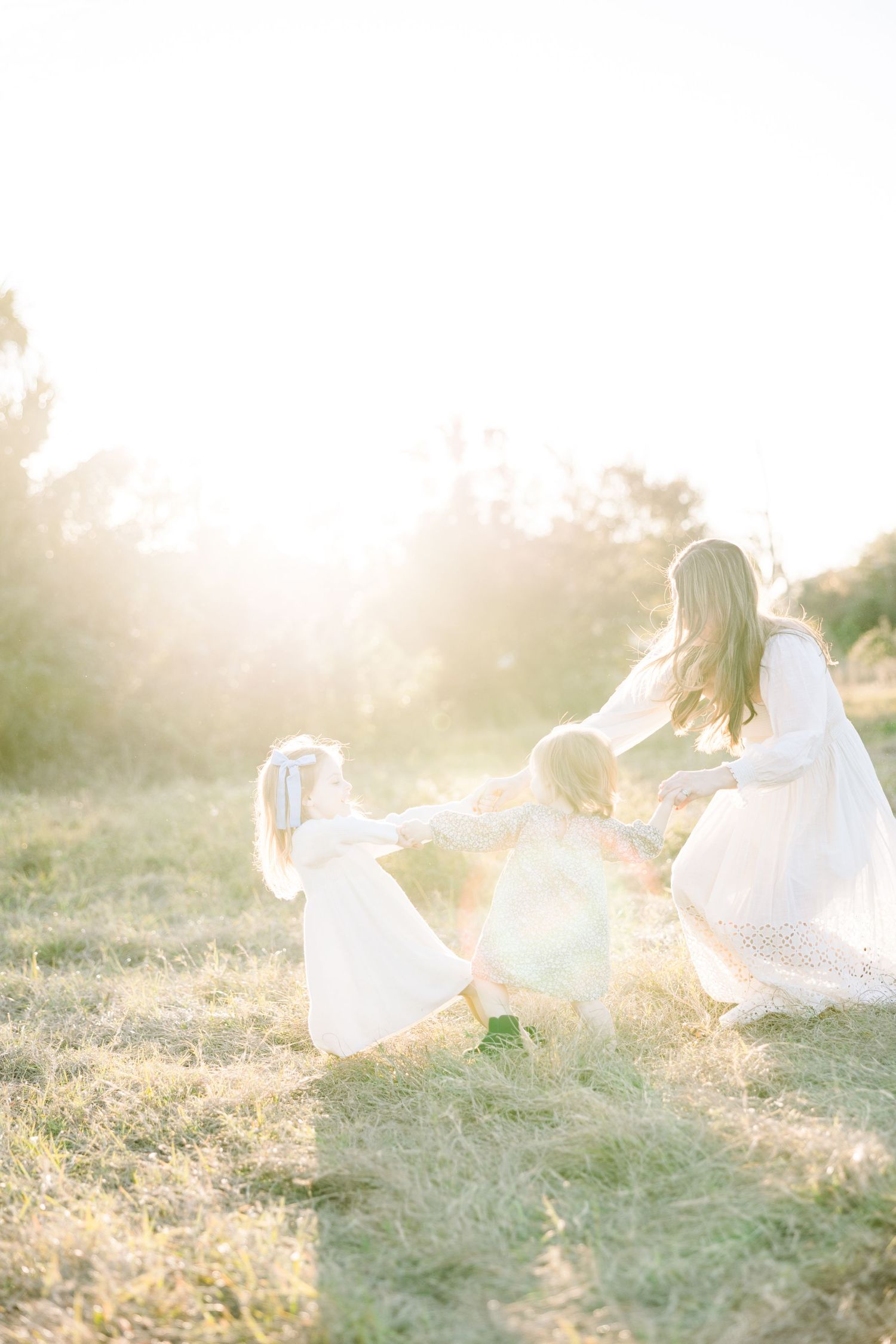 Tampa Family Photographer Tampa Newborn Photographer Tampa Maternity Photographer Heather Walker Photography Outdoor Florida family session