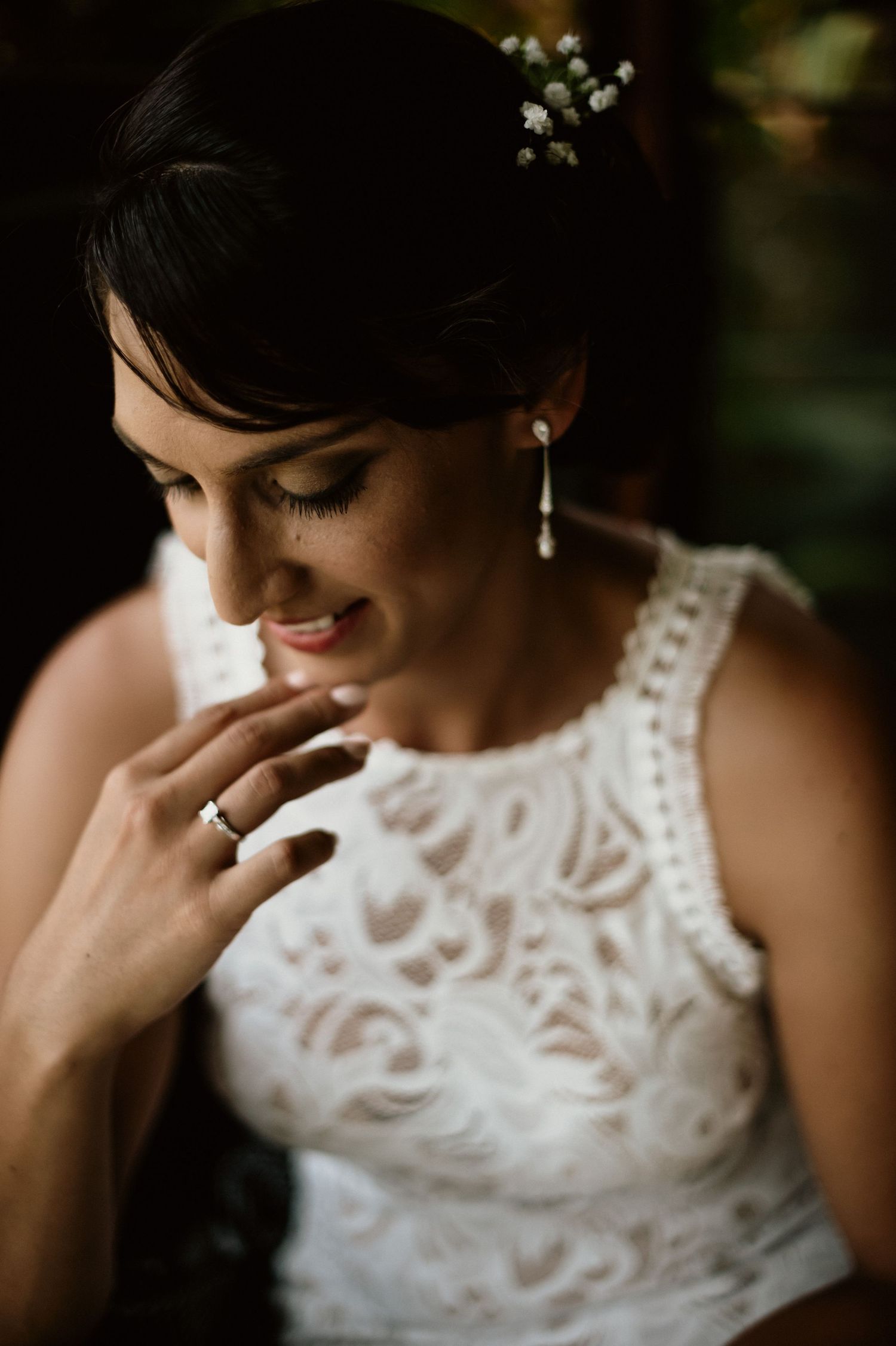 Beautiful simple bridal portraiture