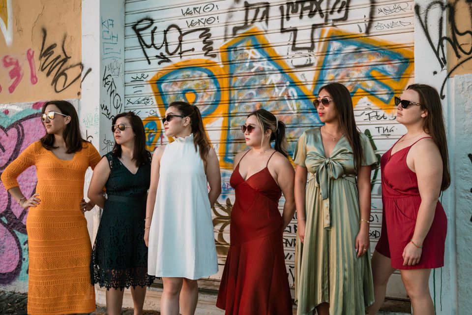Wandersoul Stories Bachelorette Party Photos - bride with friends in lisbon with graffiti