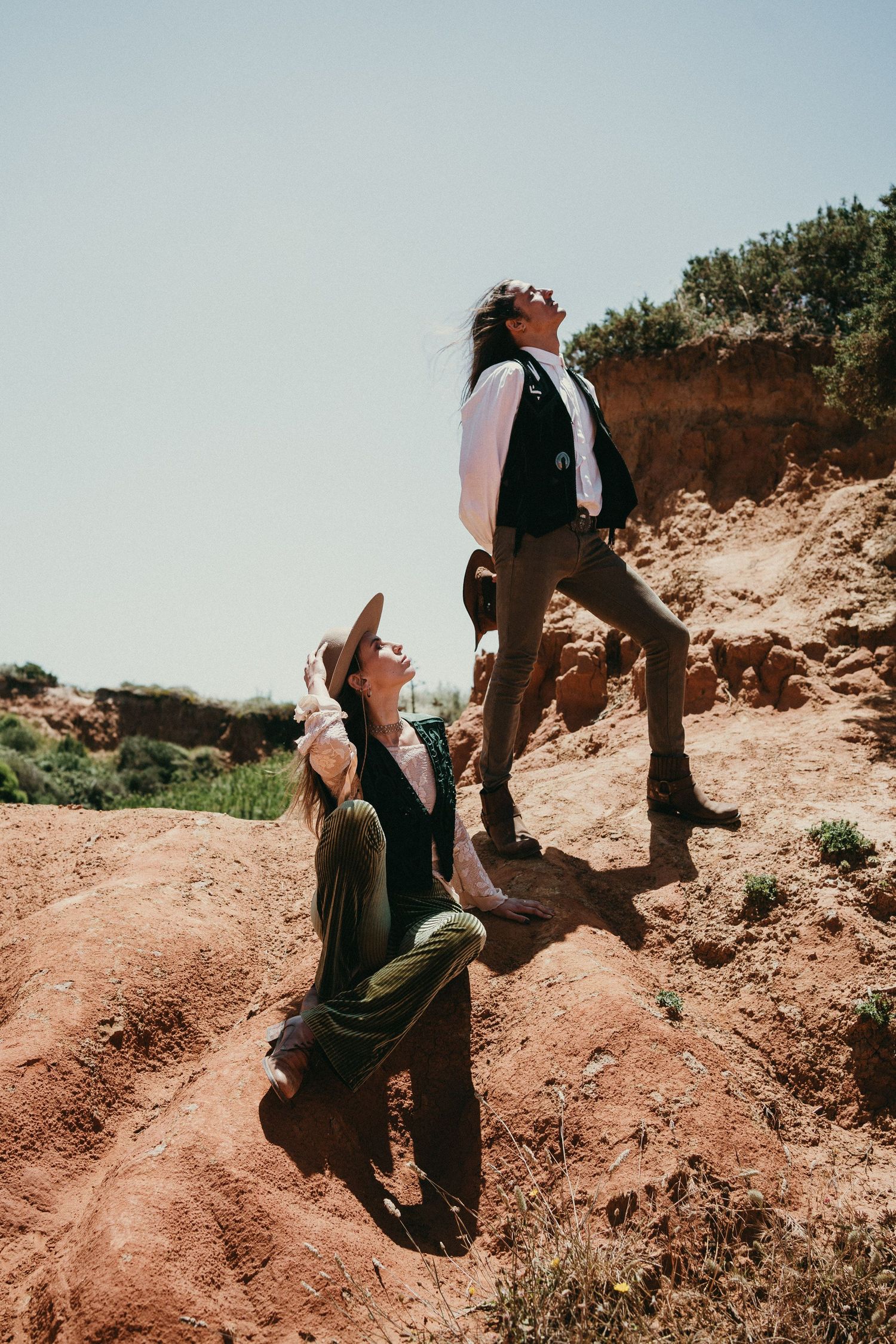 Wandersoul Stories Elopements and Destination Weddings Portugal - Wedding in the desert - man standing