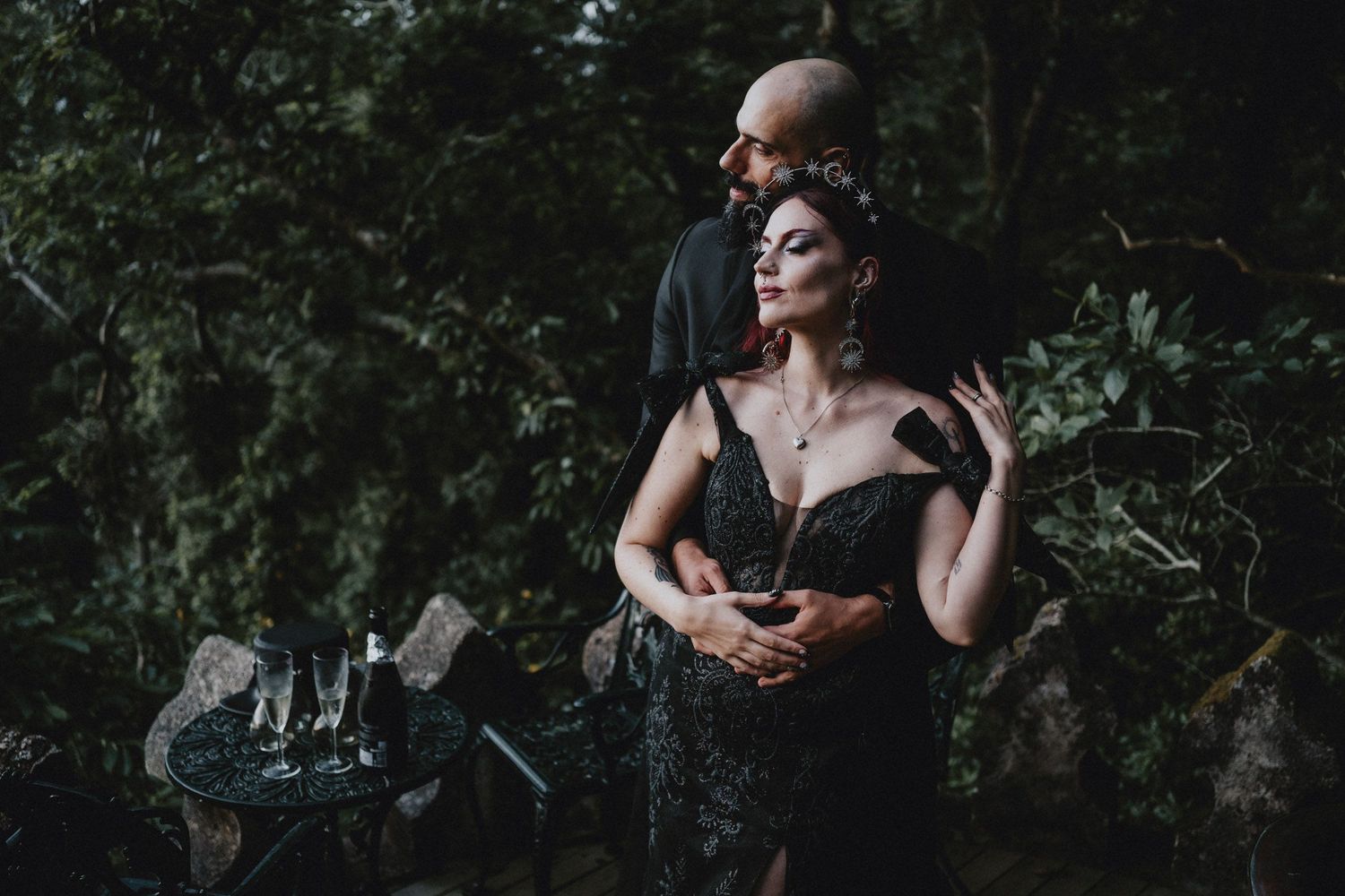 Wandersoul Stories Elopements and Destination Weddings Portugal - Couple hugging