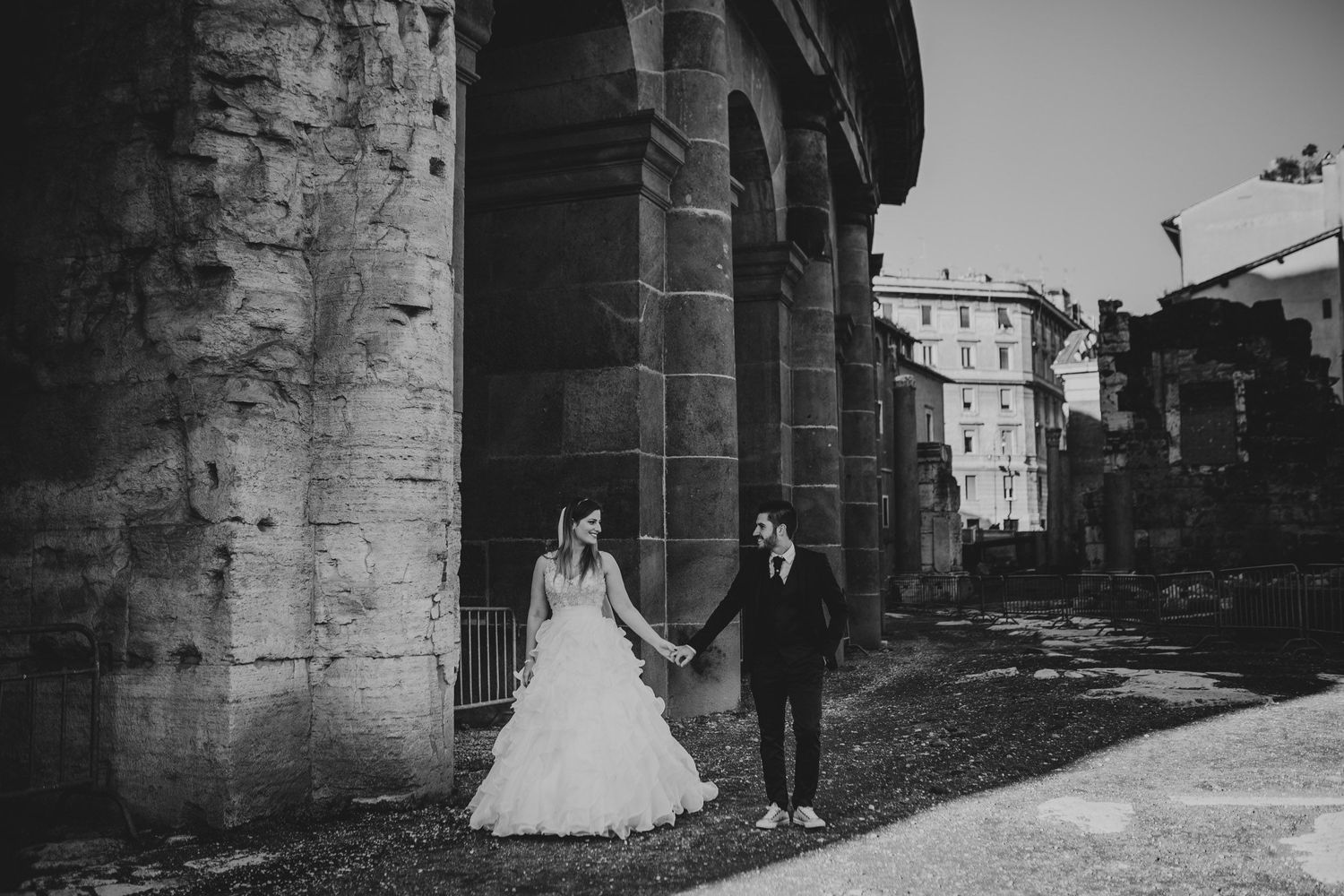 Wandersoul Stories Elopements and Destination Weddings Portugal - Wedding in Rome - couple in black and white