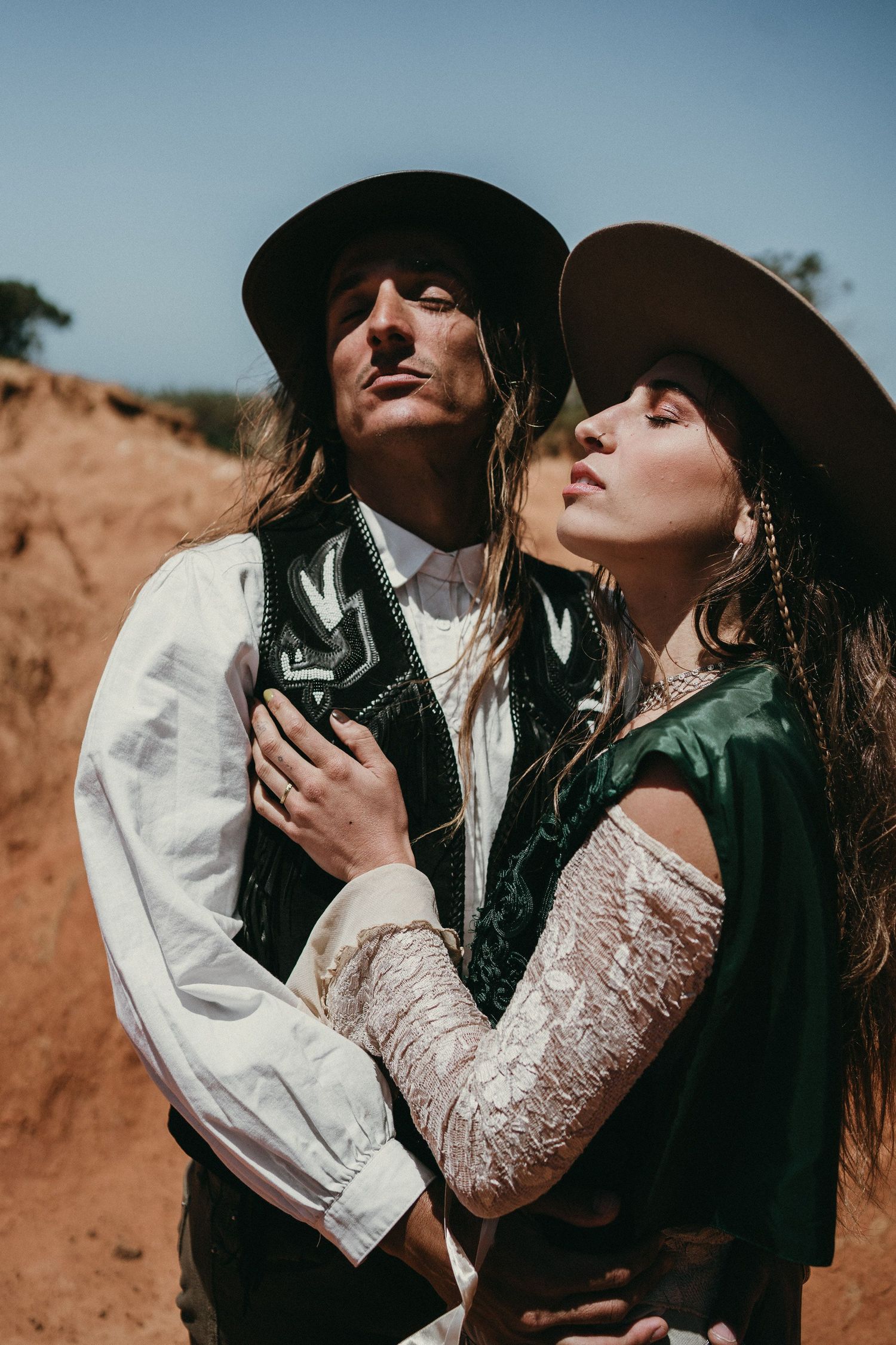 Wandersoul Stories Elopements and Destination Weddings Portugal - Wedding in the desert