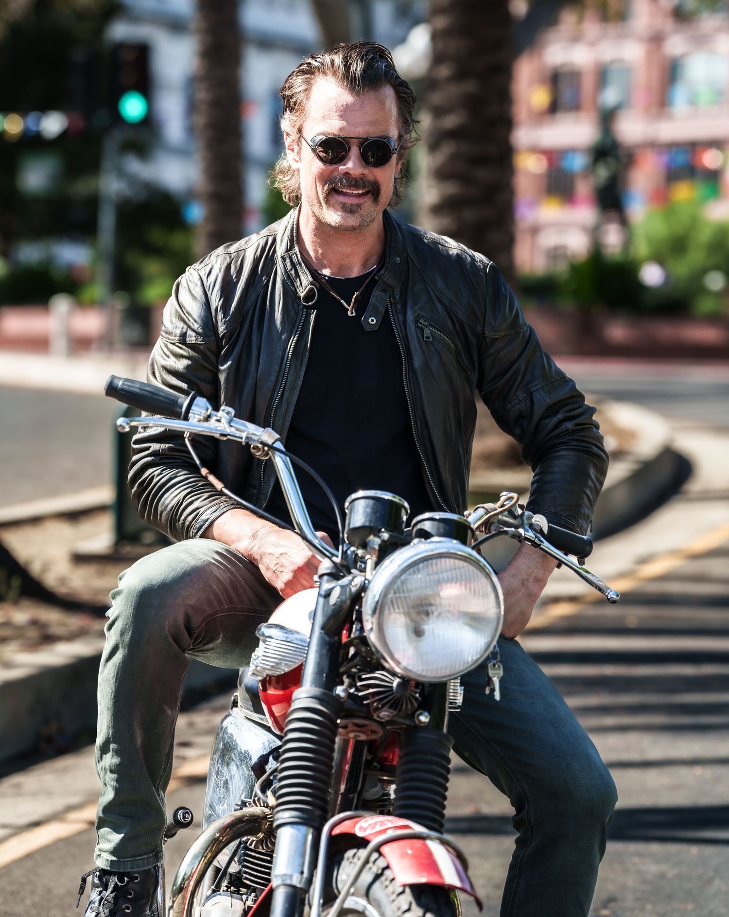 Off the Grid portrait of Actor Josh Duhamel, photographed by Movie Stills Photographer Lindy Lin