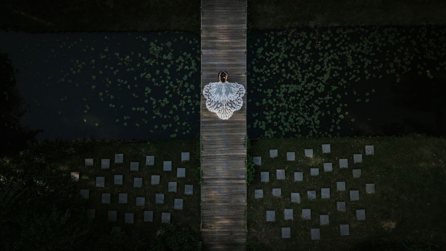 brug, drone, bruidspaar, bruid, 2 fotografen