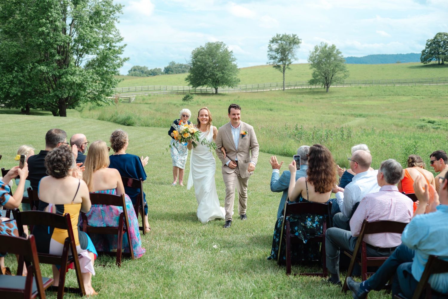bride-groom-just-married-chancellors-rock-farm