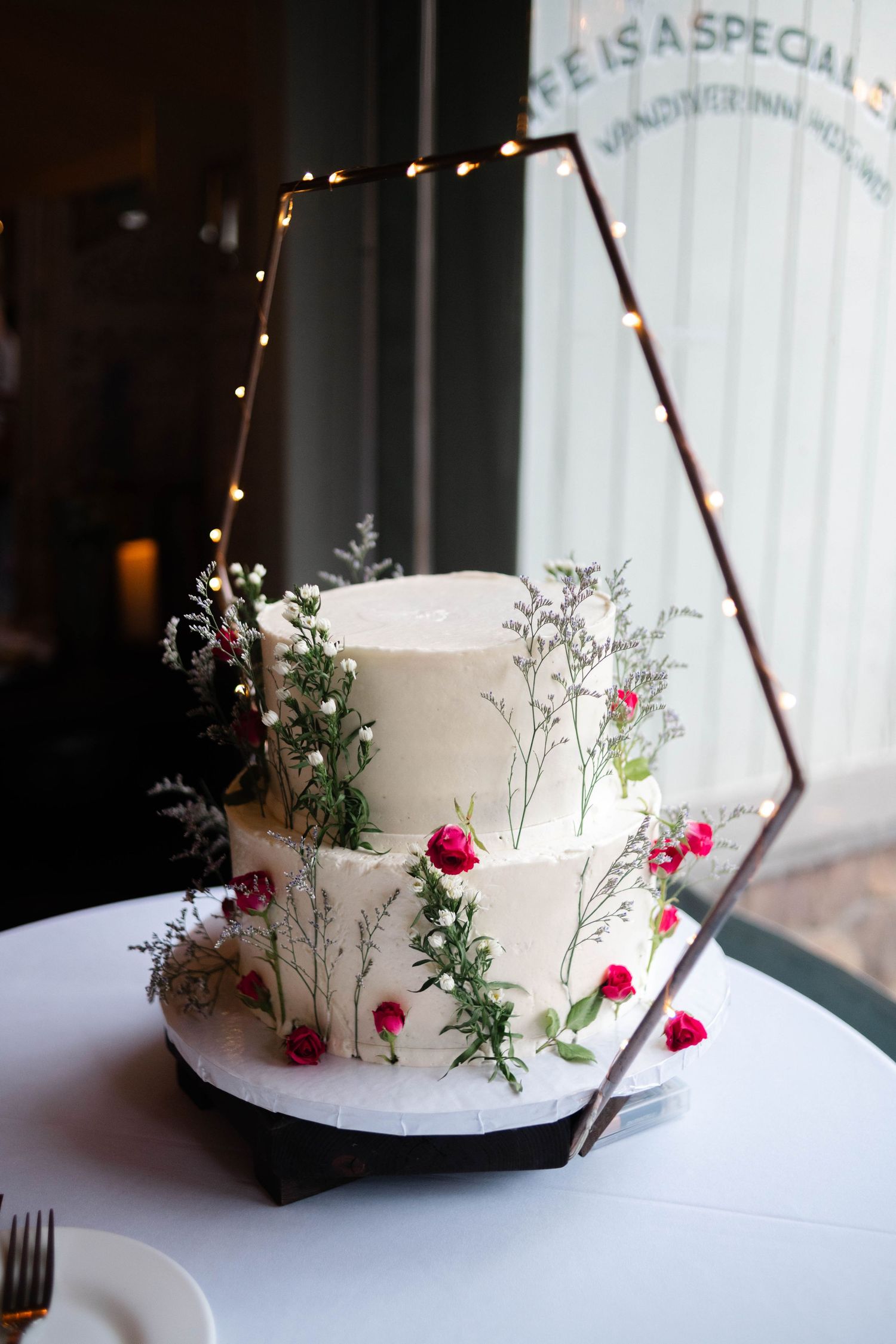 wedding-cake-vandiver-inn