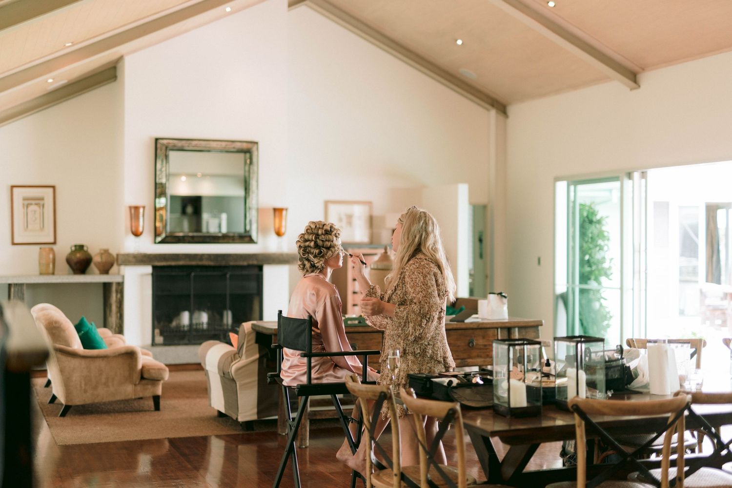 Modern interior space with minimalist decor and natural lighting.