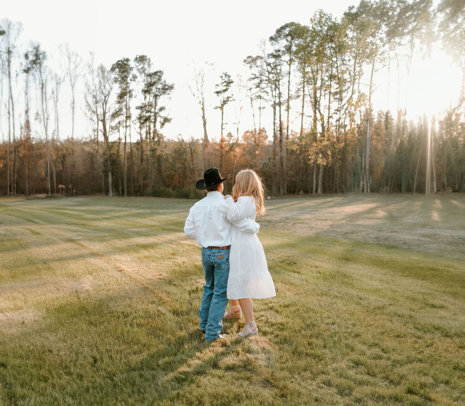 Couple at Daniels Ridge in Sanford NC for engagement session near Fayetteville NC