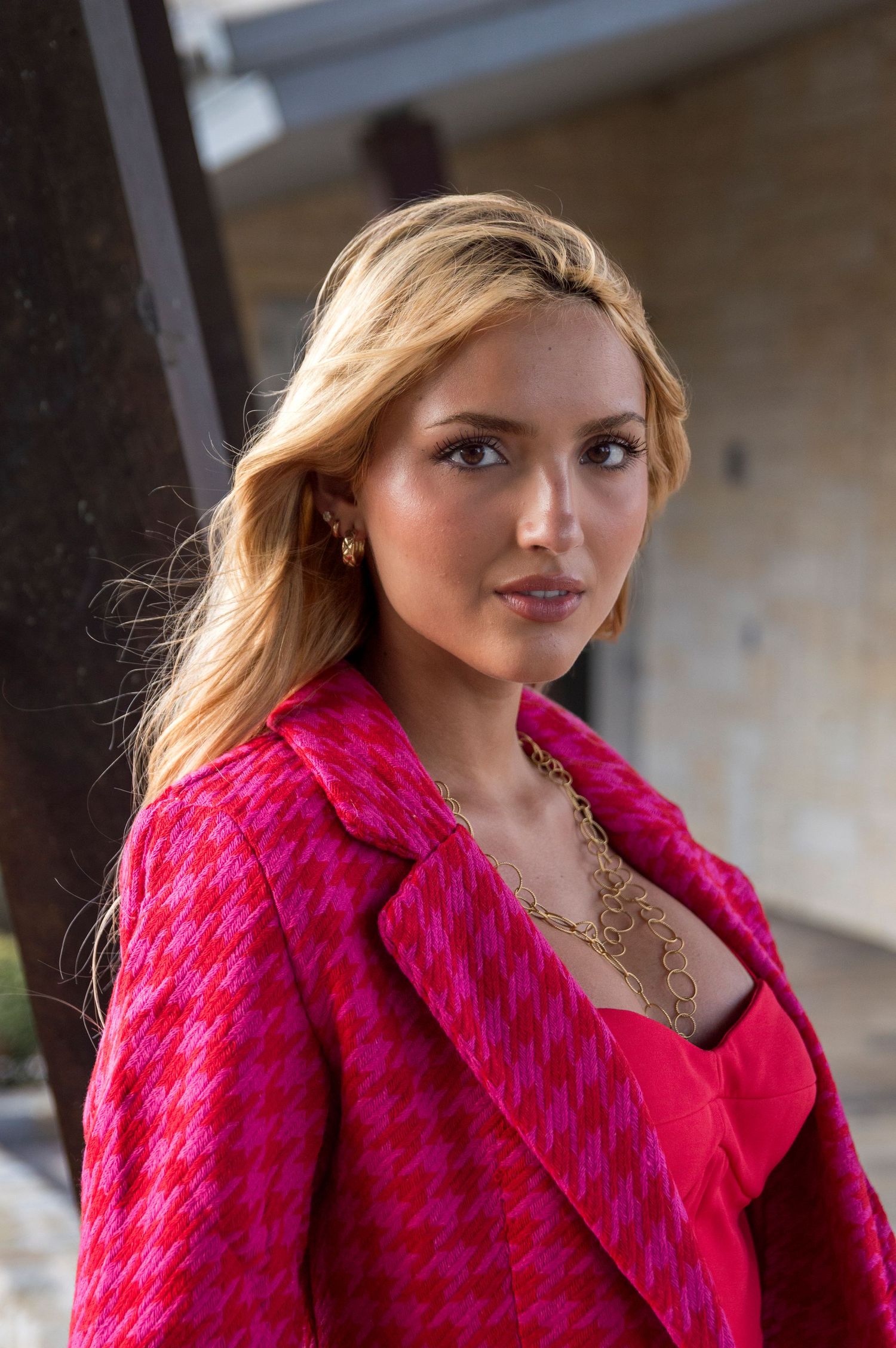 Fashion portrait shoot with female model and former Miss Teen Texas Bella Harvey in College Station, Texas
