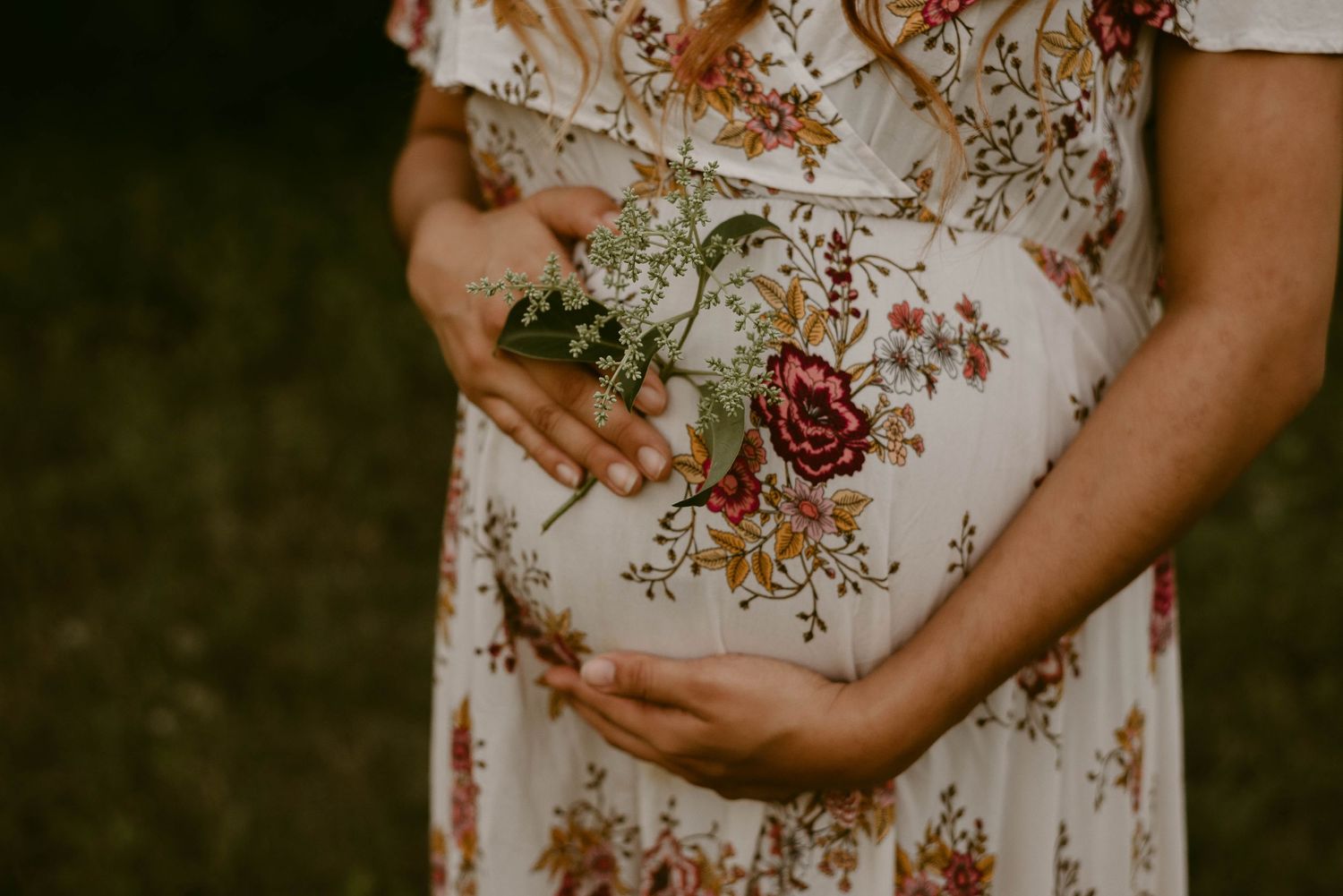 Flower Inspired Maternity Session in Seguin, Texas Katy Montoya