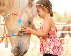 Emmy celebrating fourth birthday with a unicorn photoshoot in Petaluma