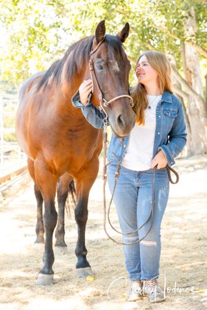 senior photos with splash at Crossroads Ranch
