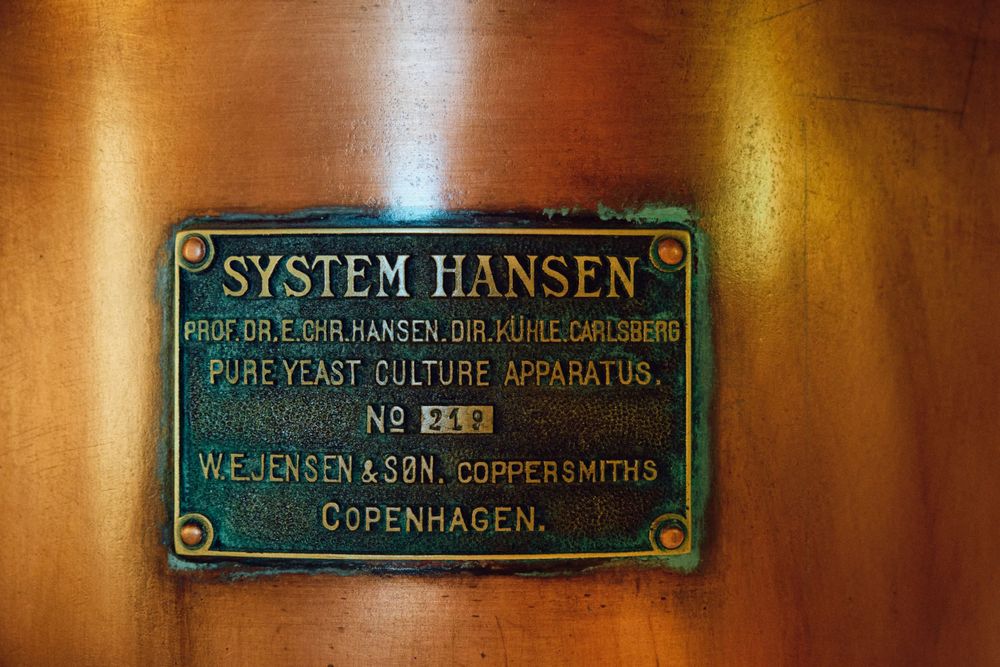Antique bronze System Hansen manufacturing plaque from Copenhagen.