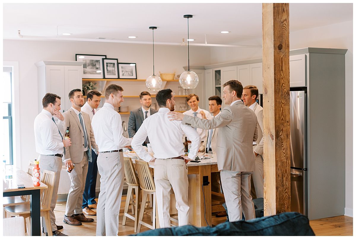 Mercantile Hall Wedding / Best Wisconsin Wedding Photographer
