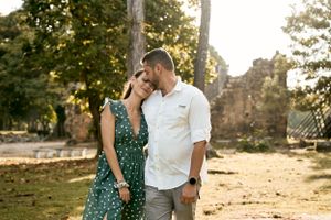 engagement session at Panama la vieja ruinas de Panama