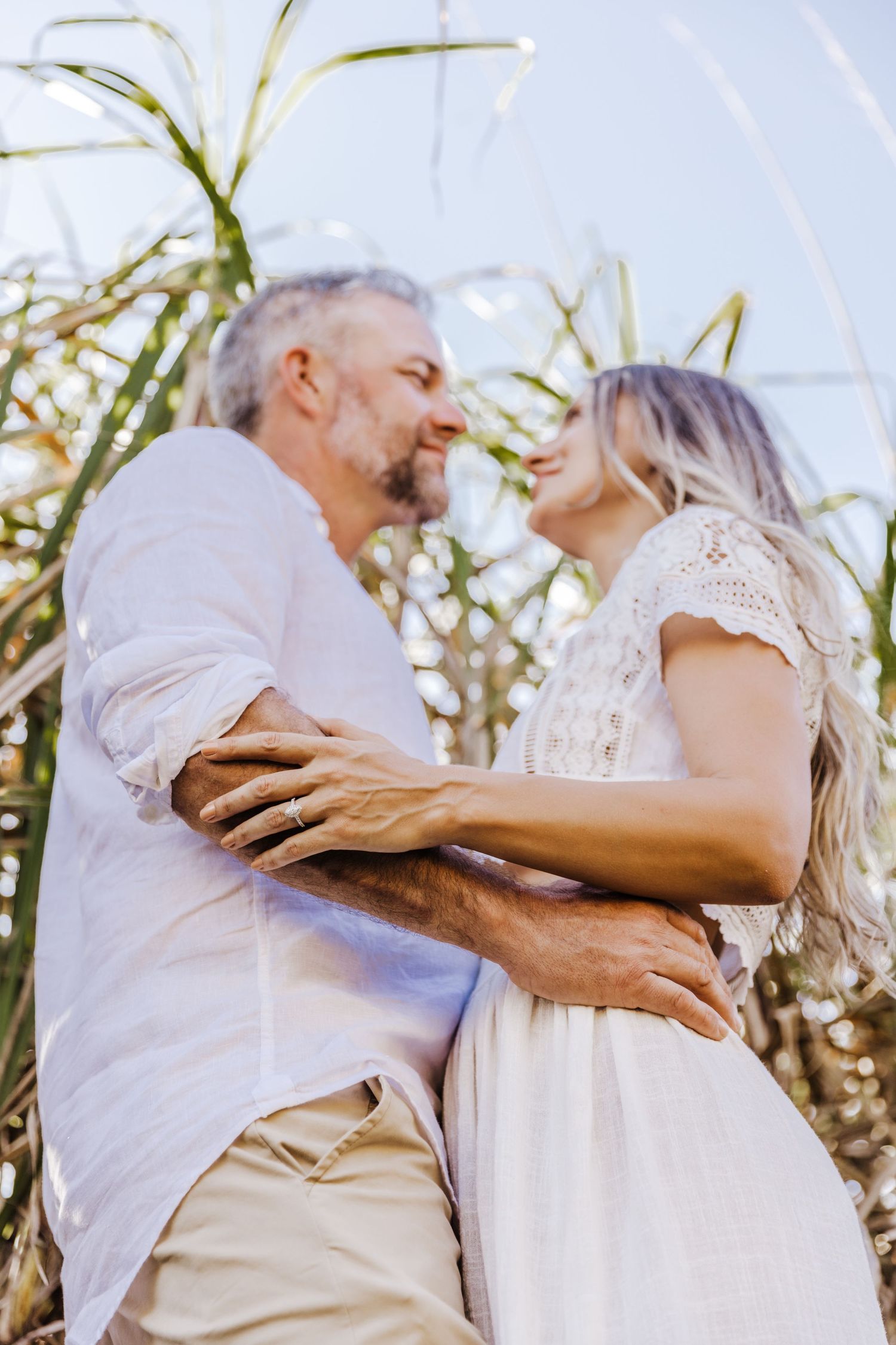 best top 10 couples photographer in Airlie Beach Whitsundays Queensland beach photoshoot