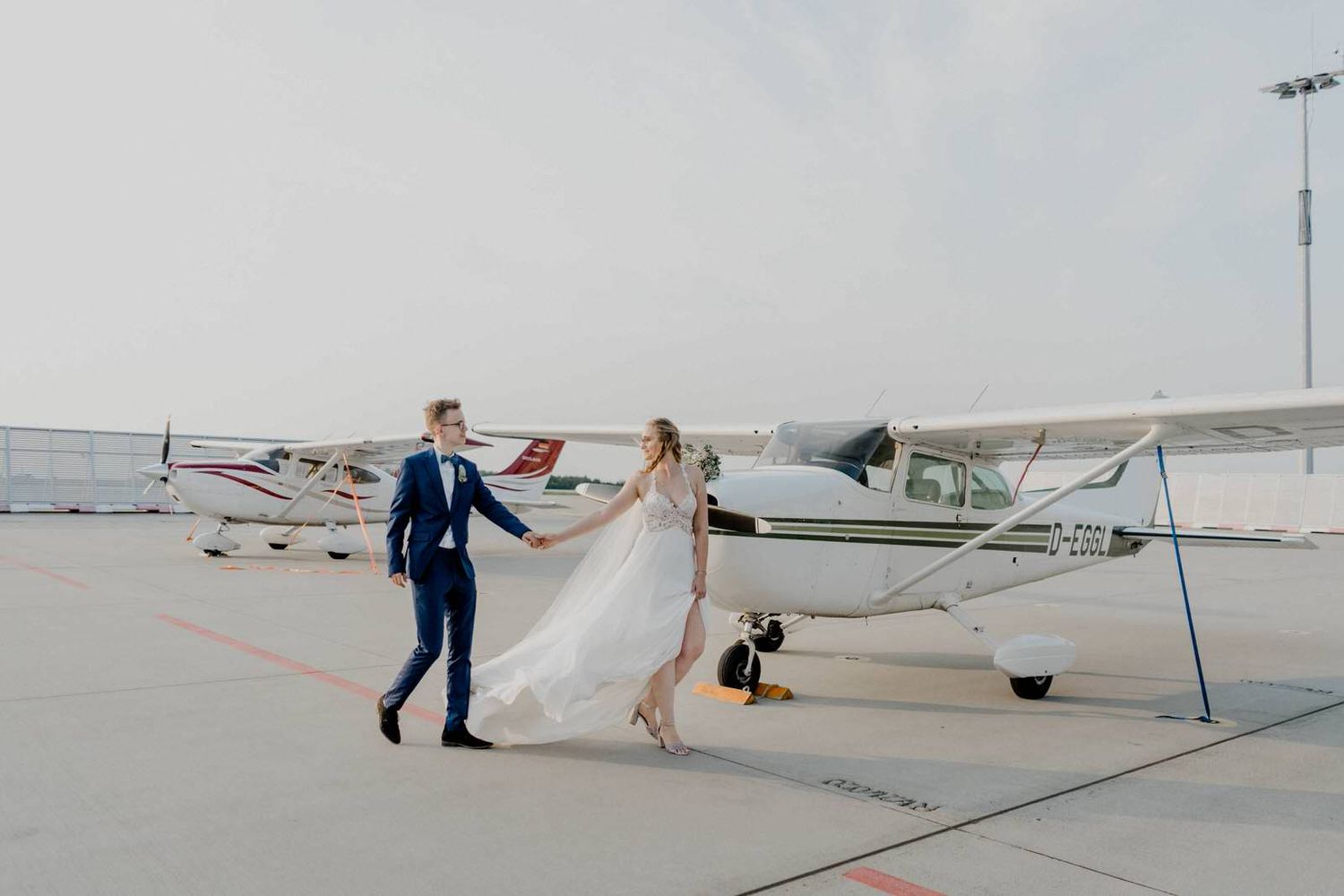Hochzeitsfotograf Dresden, Fotograf Dresden, Hochzeitsvideo Dresden, Hochzeit Flughafen Dresden, Hochzeitsvideo Berlin