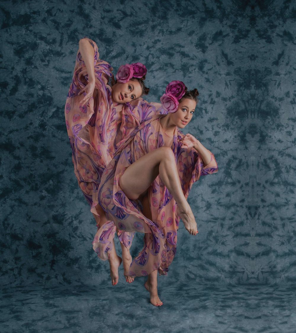 Fashion Dance @peterlai_asian_village @danielleherzogphoto www.danielleherzogphotography.com