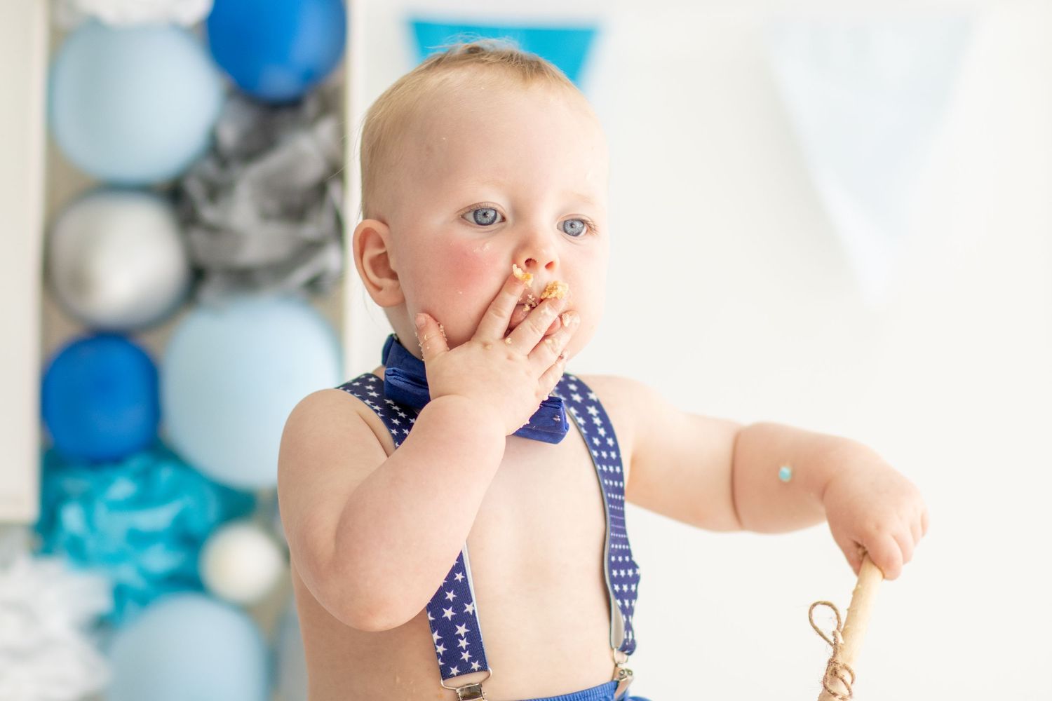 Cake Smash Photographer in Poole and Bournemouth