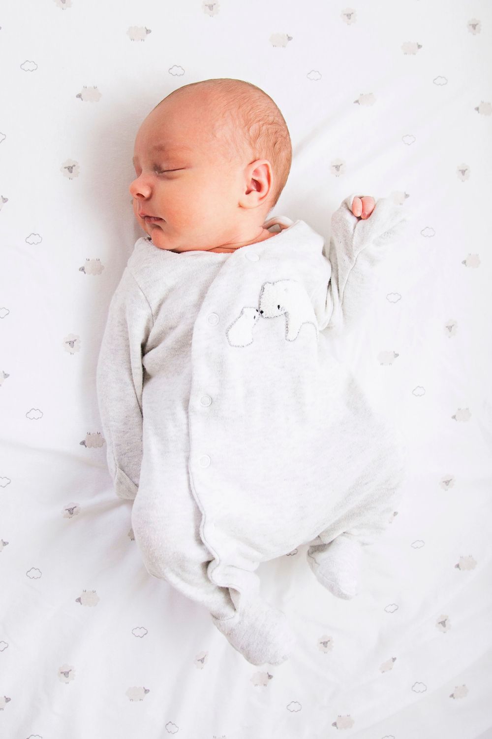 Newborn photographer Luton