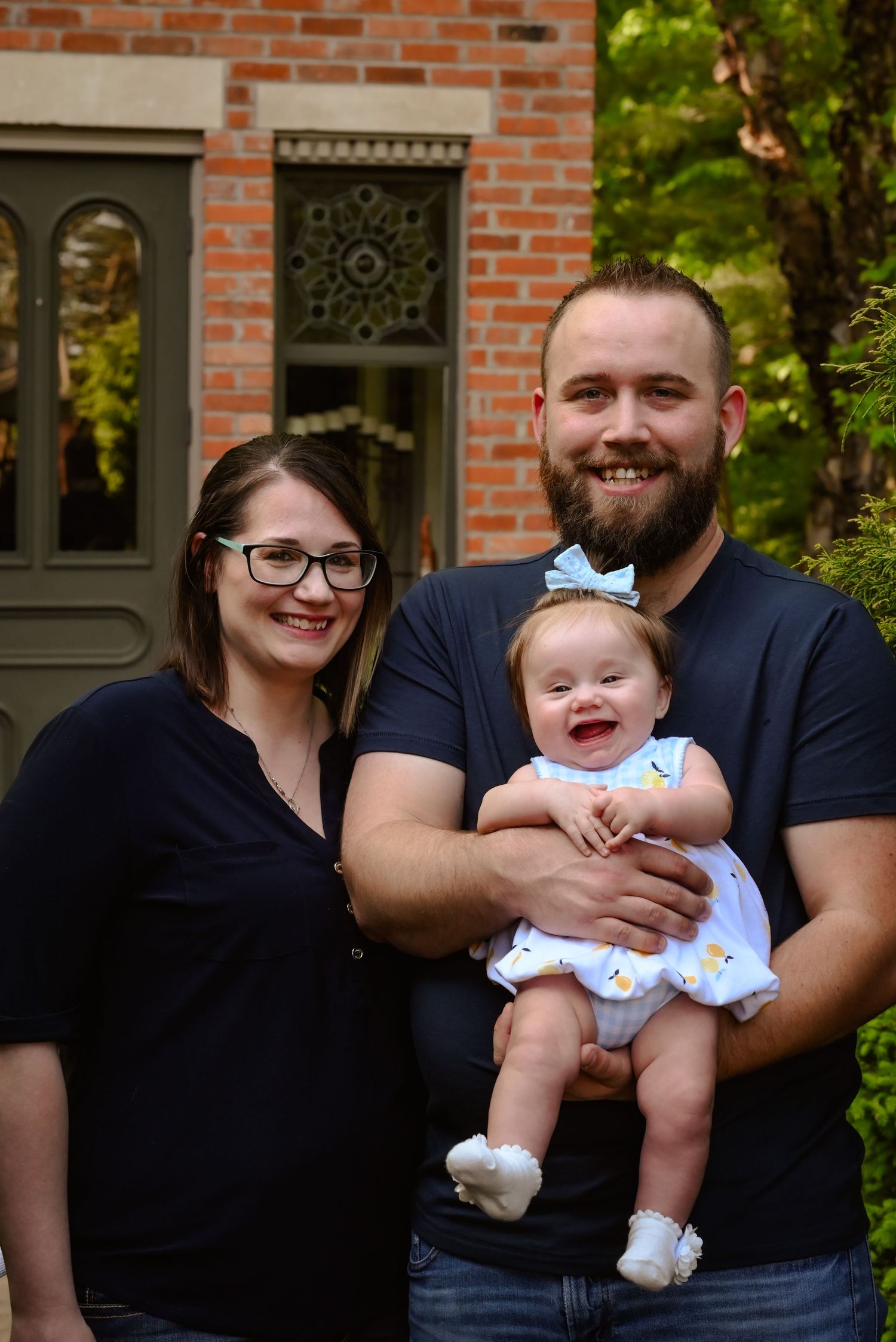 Family Portraits - Radiant Reflections Photography - Warsaw Indiana