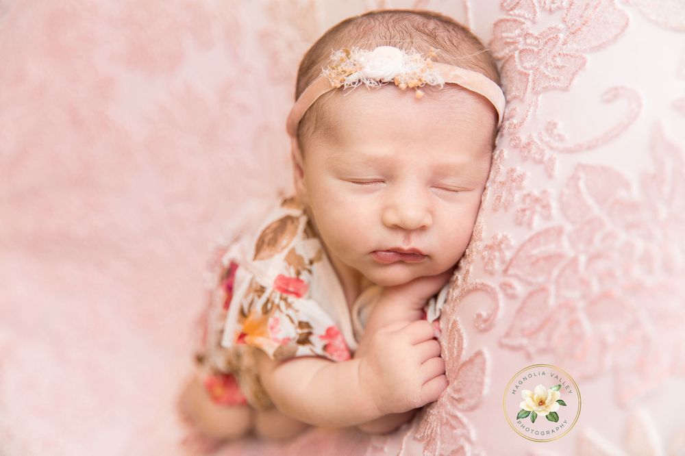 newborn baby photography session, Magnolia valley Photography, Philadelphia PA