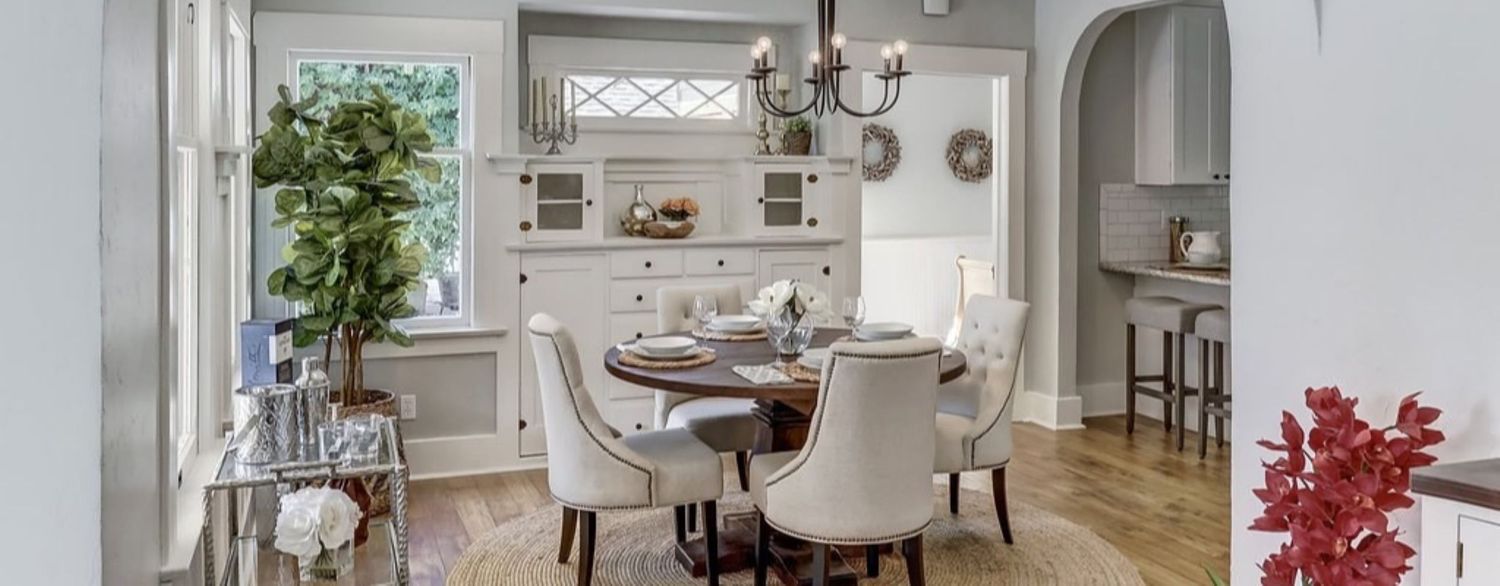 beautifully staged dinning room