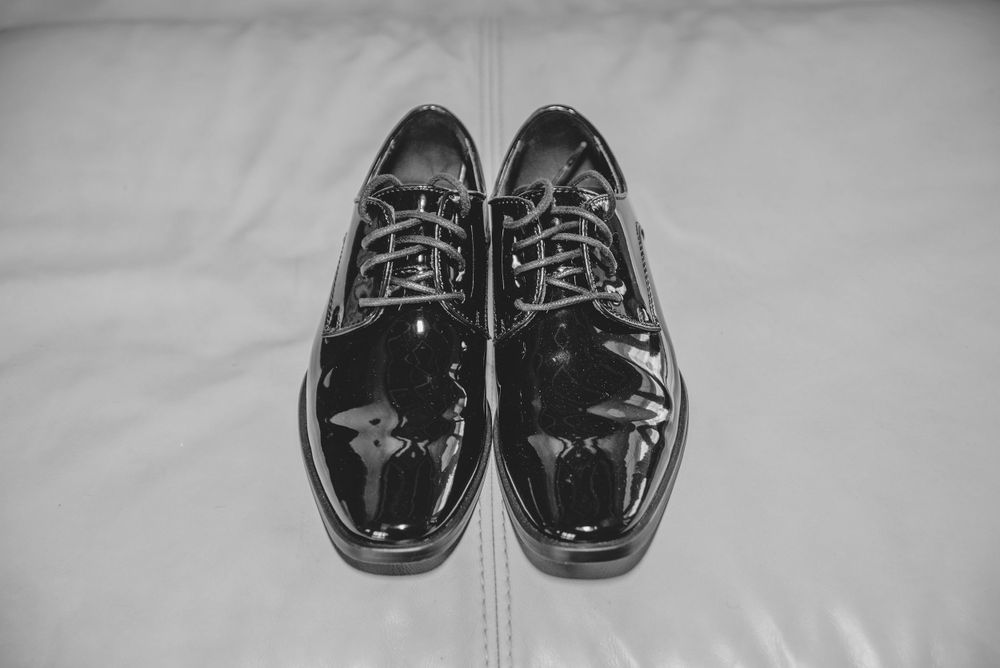 groom's shoes. getting ready. wedding day. wedding day. Progreso Texas. wedding photographer