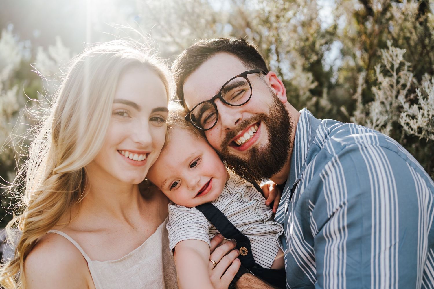 PORT HEDLAND MATERNITY NEWBORN FAMILY MOTHERHOOD PHOTOGRAPHER