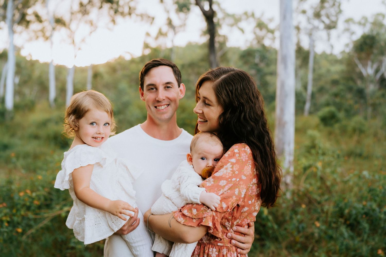 PORT HEDLAND MATERNITY NEWBORN FAMILY MOTHERHOOD PHOTOGRAPHER