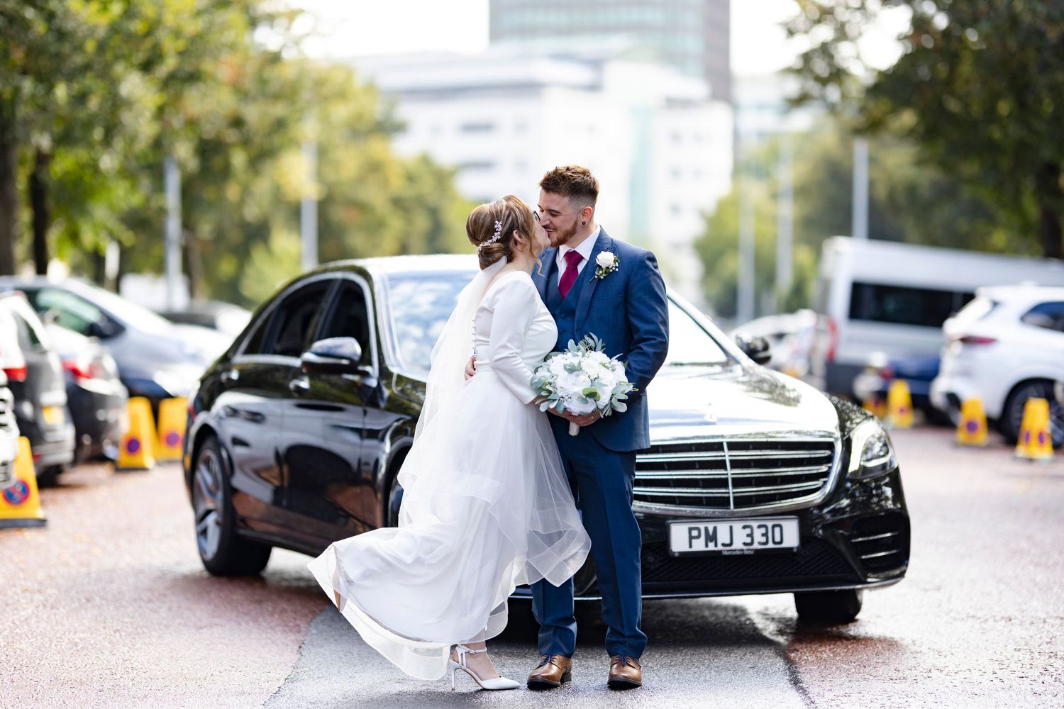 cardiff city hall wedding car